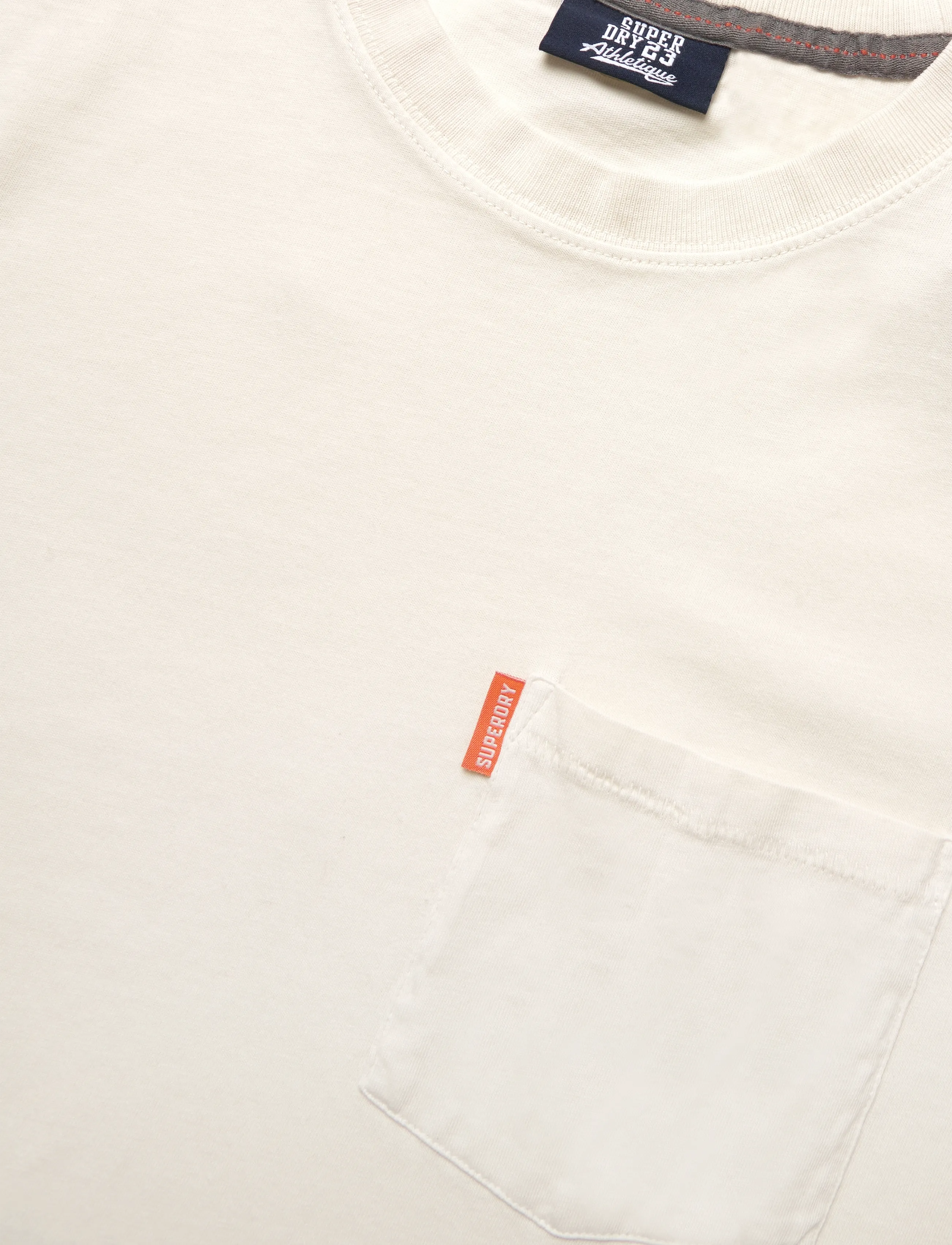Superdry - ESSENTIAL WASHED POCKET TEE - short-sleeved t-shirts - washed chalk - 5