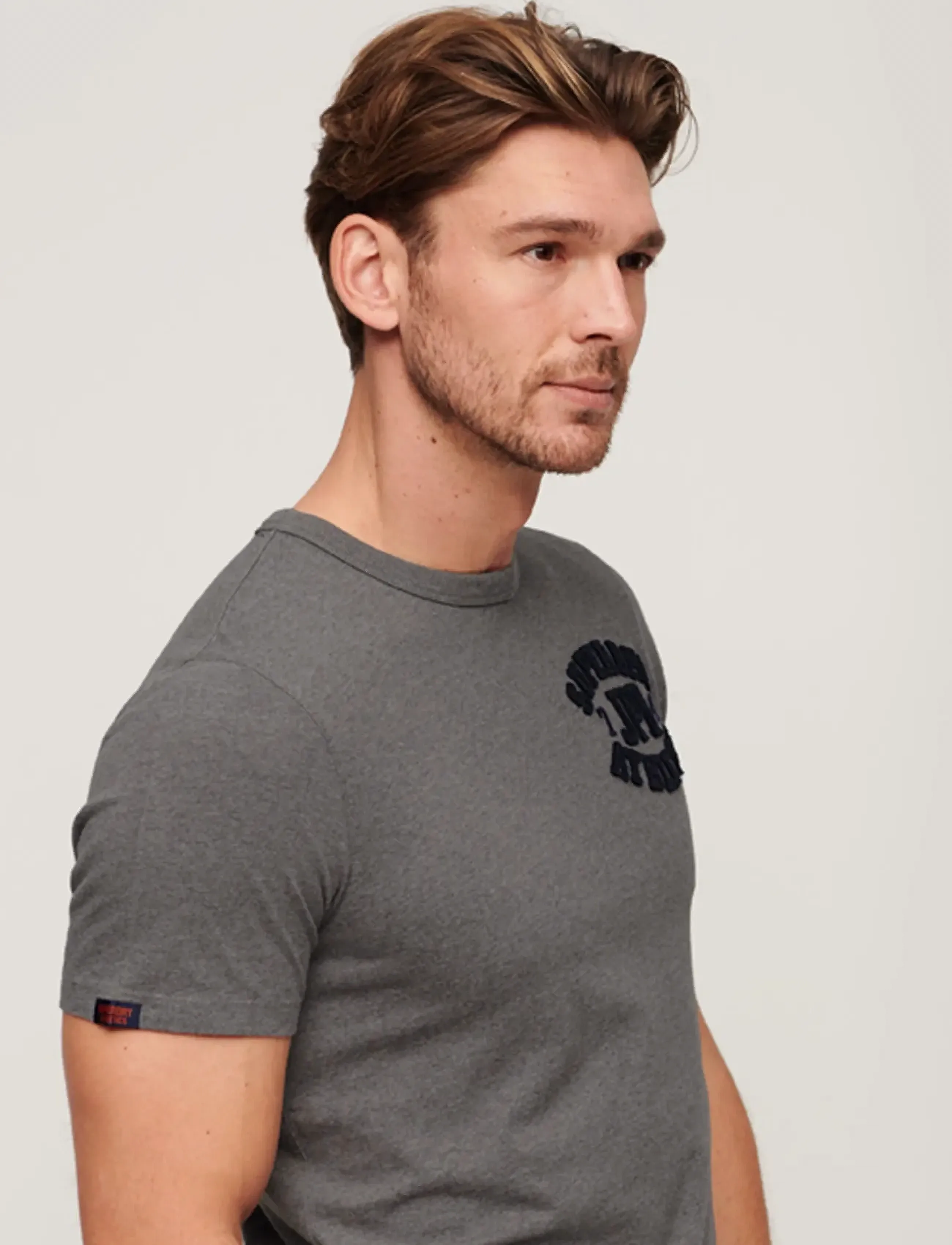 Superdry - VINTAGE ATHLETIC CHEST S/S TEE - short-sleeved t-shirts - mid grey marl - 4