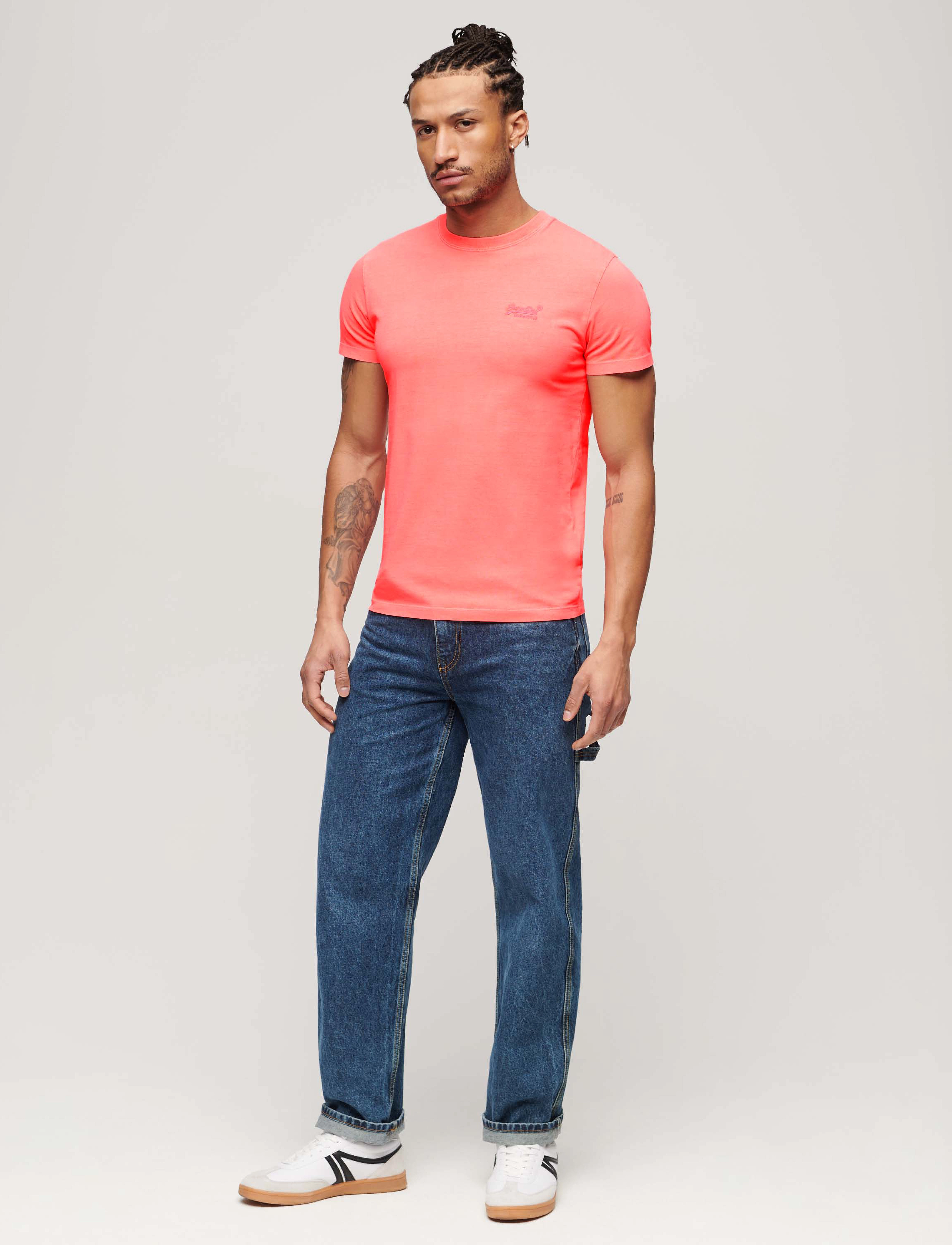 Essential Logo Emb Neon Tee 2
