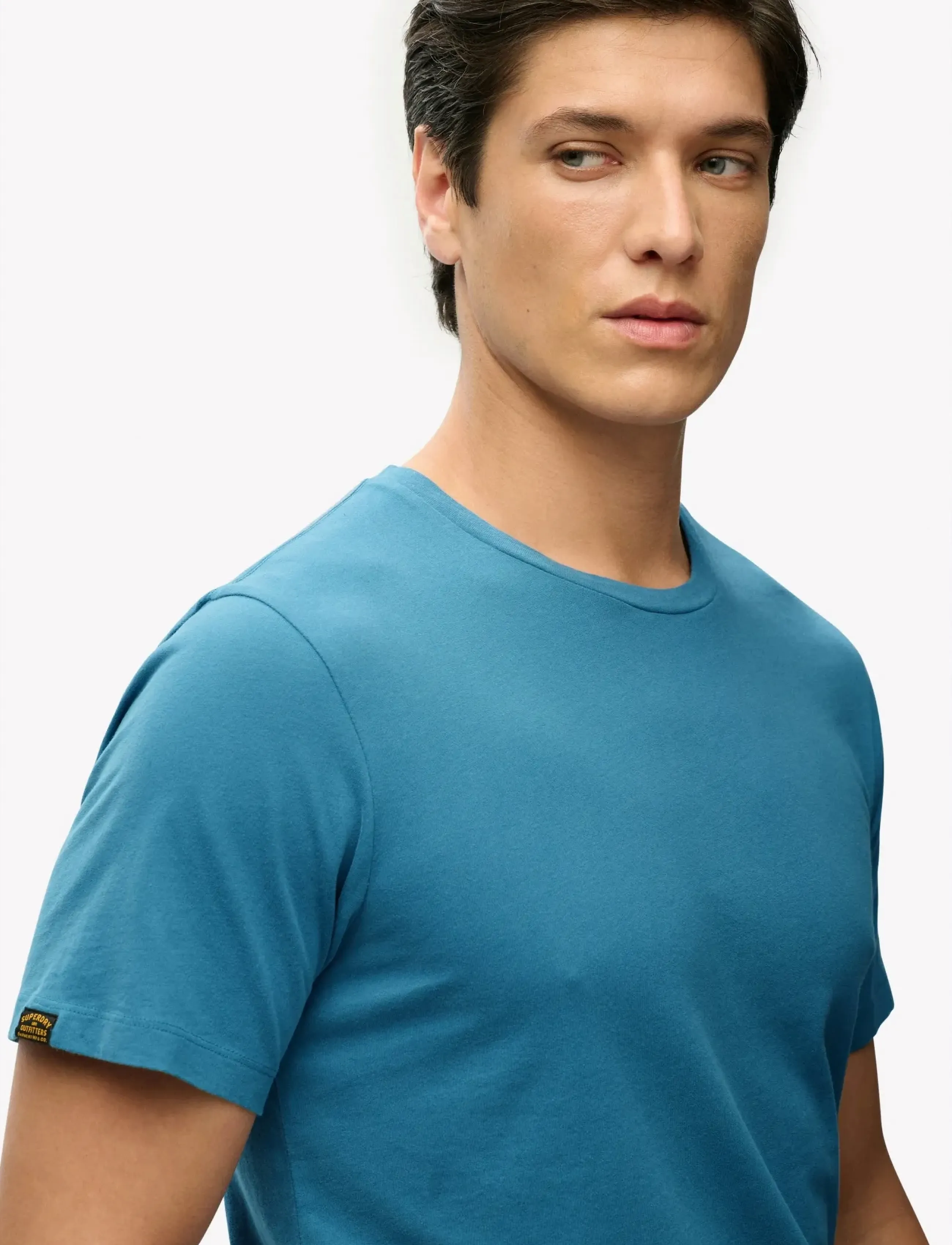 Classic Essential Tee 5