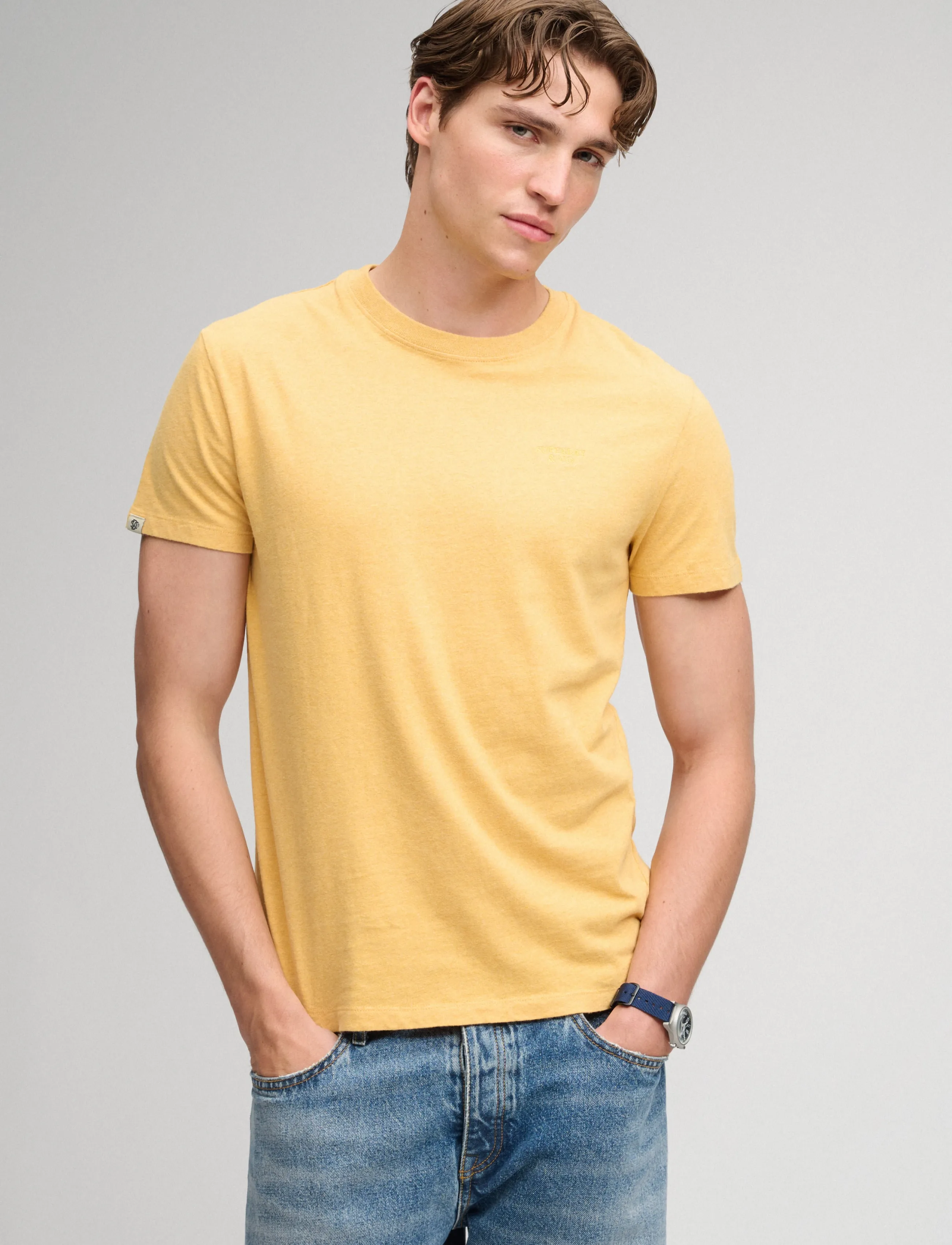Superdry ESSENTIAL STACKED LOGO EMB TEE - Teksasärgid - OCHRE YELLOW MARL/YOLK YELLOW / yellow