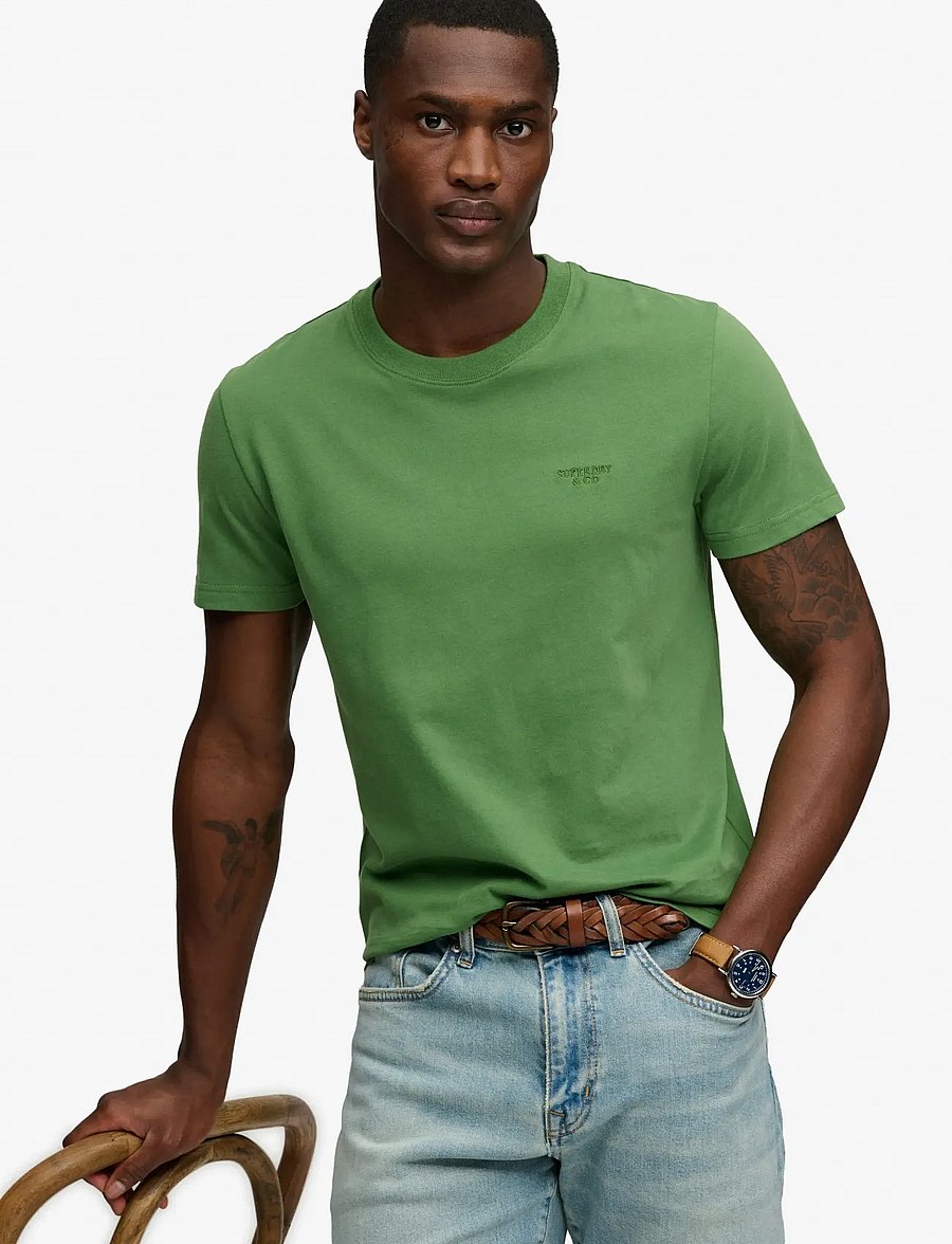 Superdry - ESSENTIAL STACKED LOGO EMB TEE - artichoke green/fern green - 4