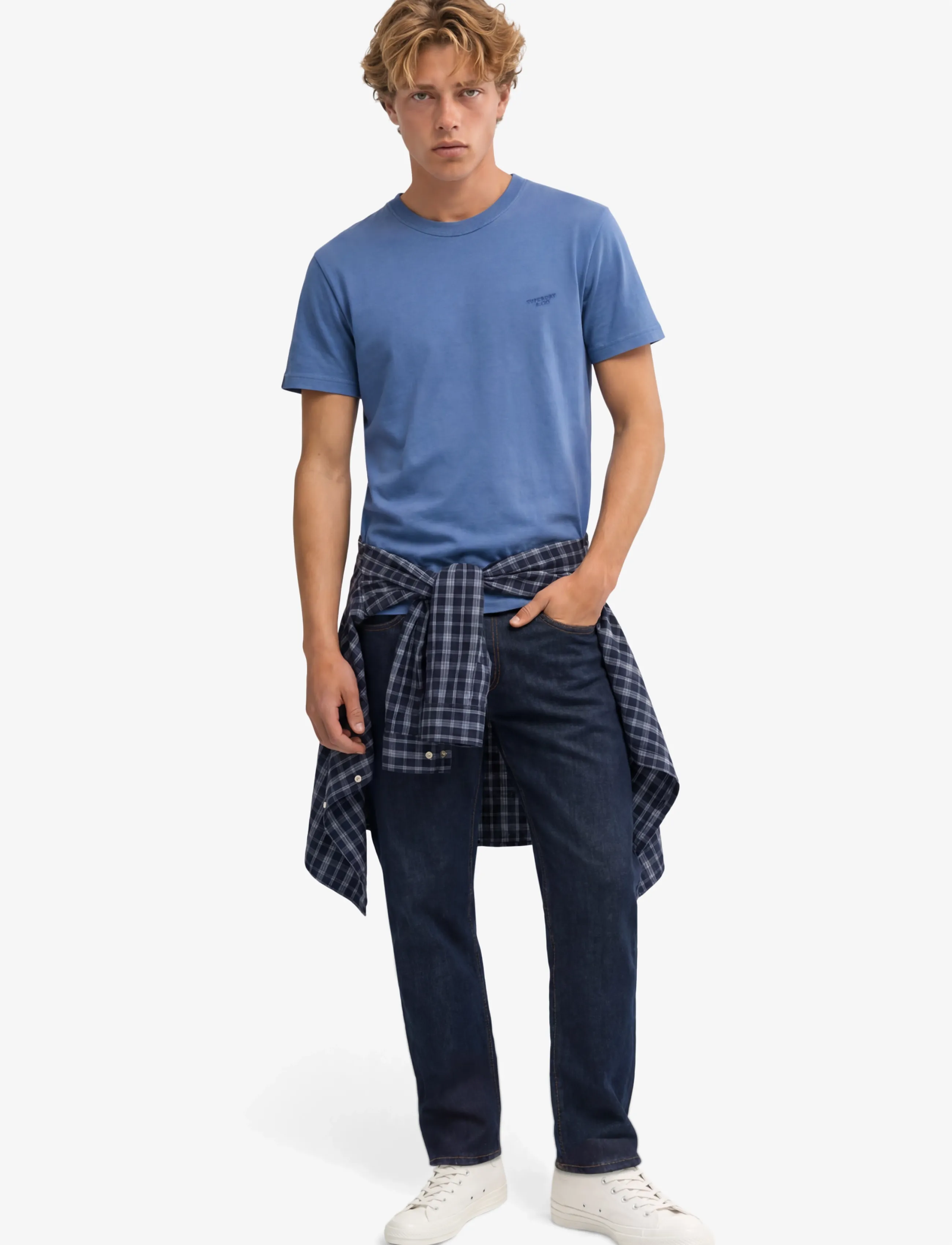 Superdry Essential Stacked Logo Emb Tee t-shirts - bas herr – bild 6