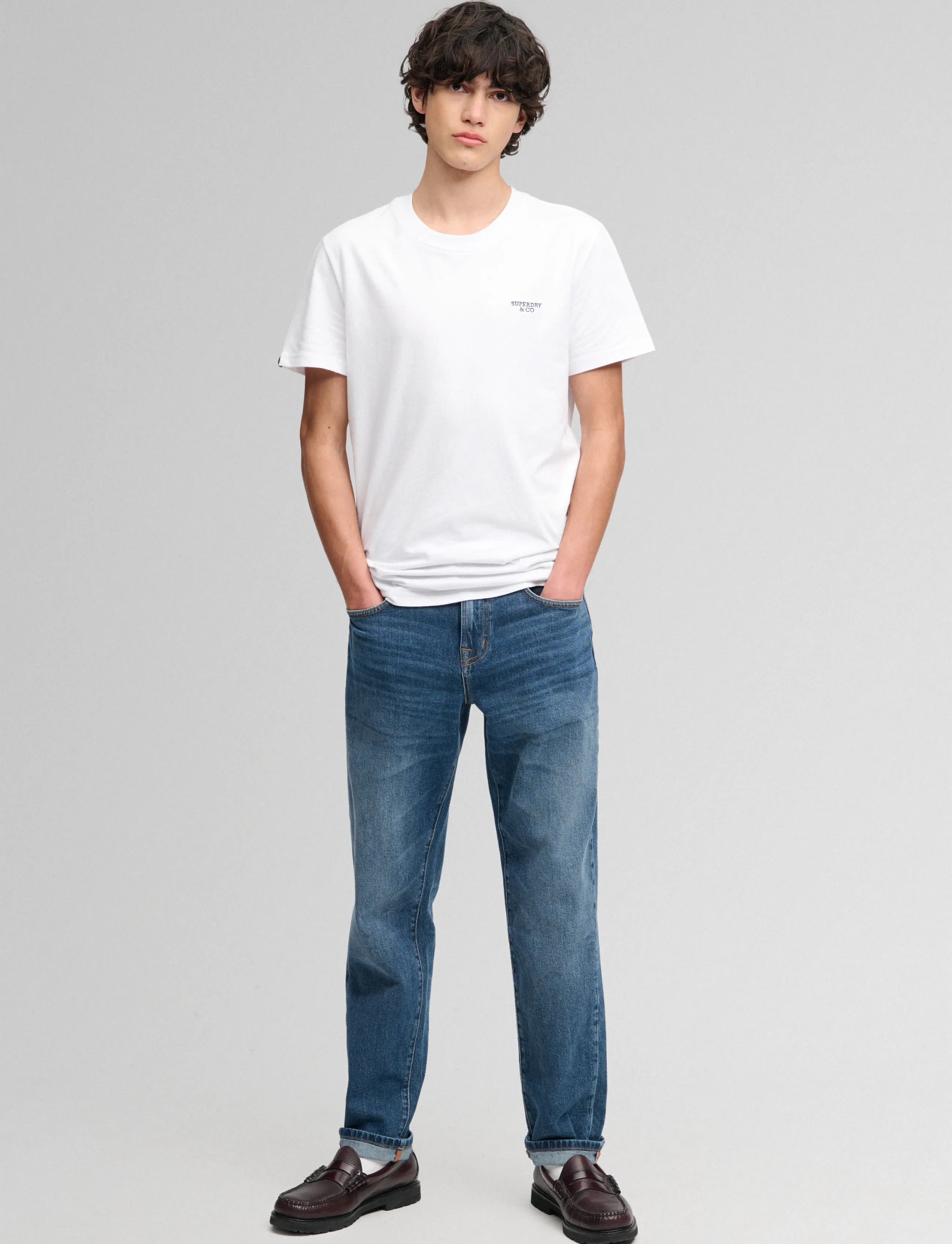 Superdry - ESSENTIAL STACKED LOGO EMB TEE - kortærmede t-shirts - optic/navy - 5