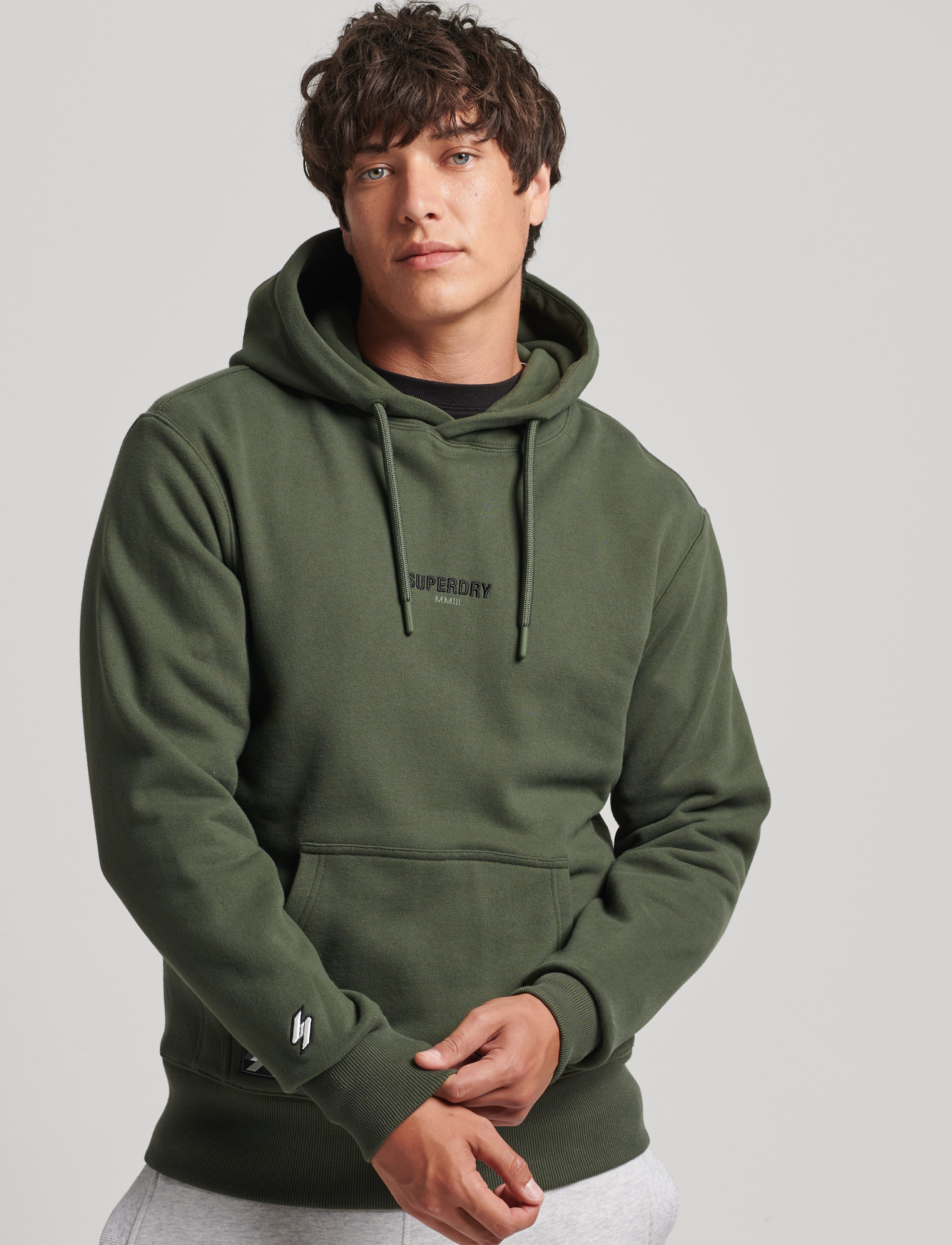 Superdry - CODE MICRO LOGO HOOD - dark moss - 2