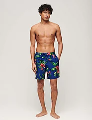 Superdry - HAWAIIAN PRINT 17 SWIM SHORT - swim shorts - hibiscus royal blue - 4