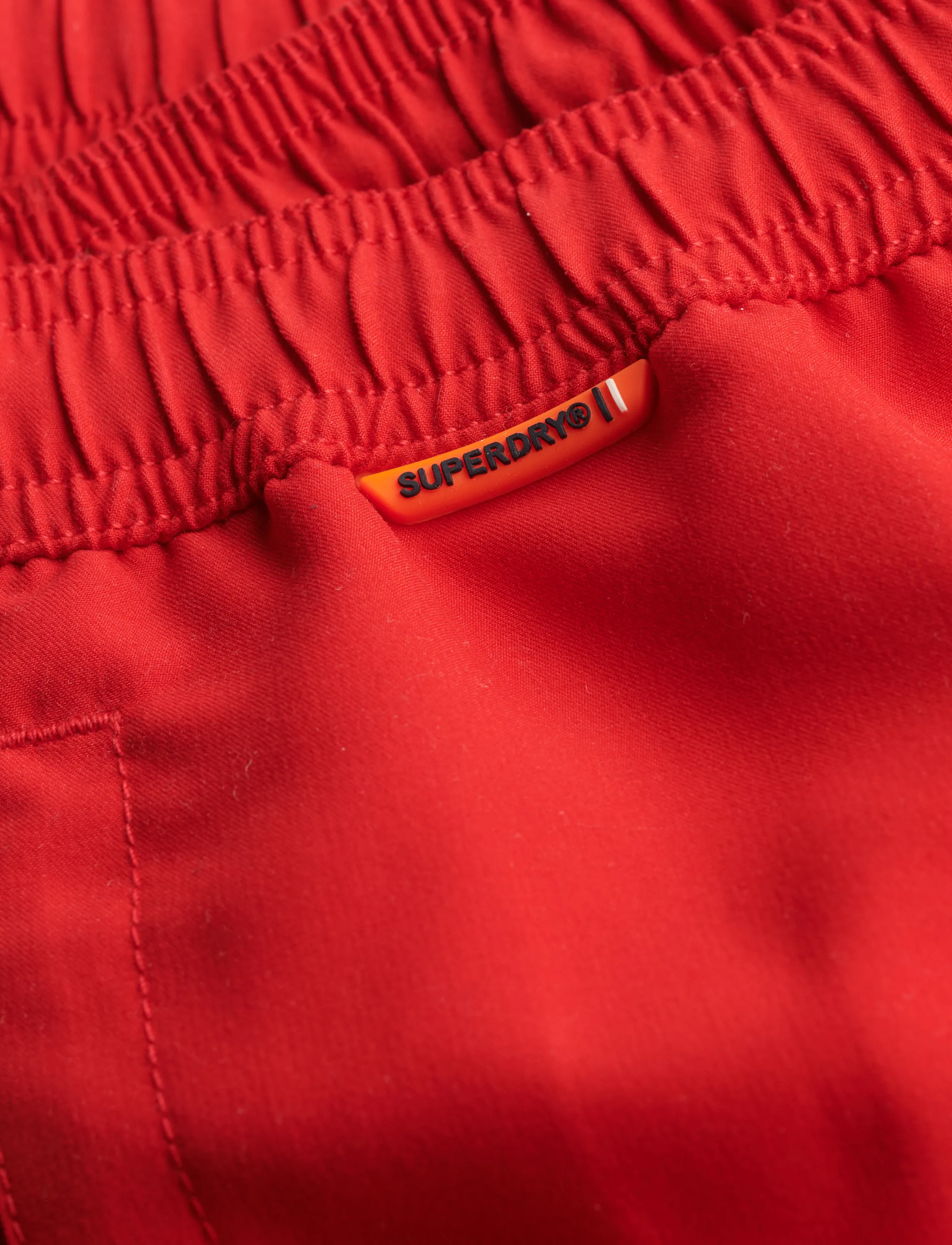 Superdry - ESSENTIAL 16 SWIM SHORT - die niedrigsten preise - rouge red - 3