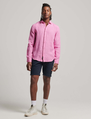 Superdry - STUDIOS CASUAL LINEN L/S SHIRT - lininiai marškiniai - fuchsia pink - 4
