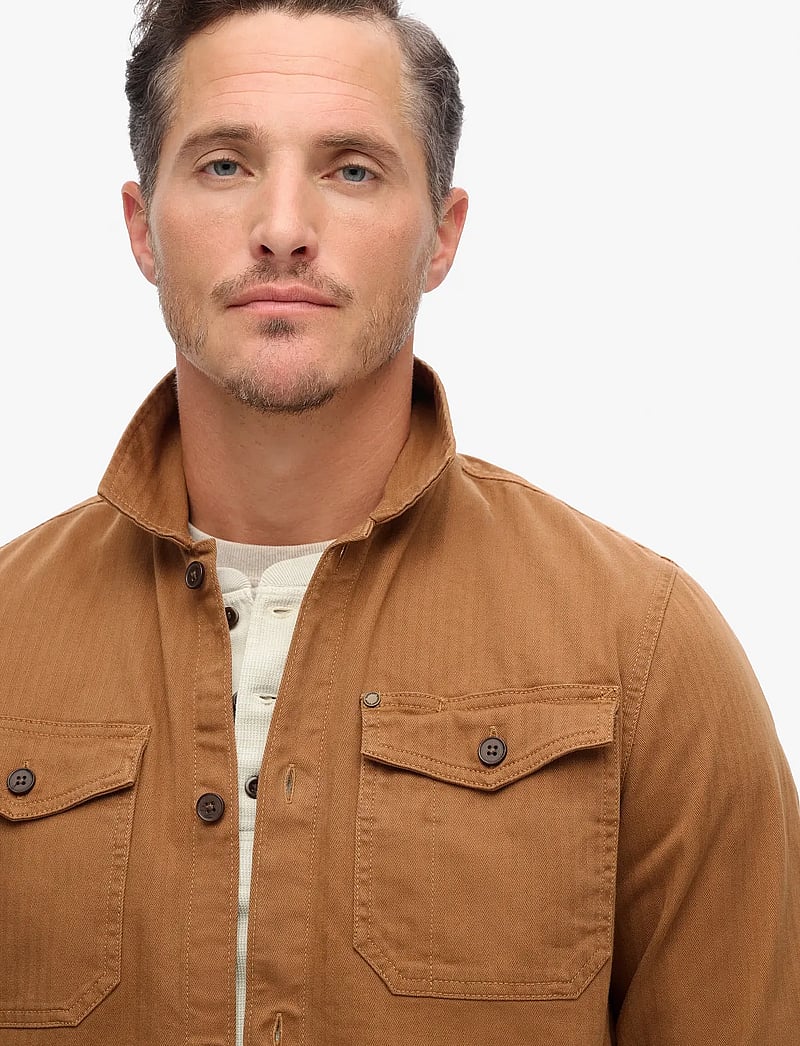 Superdry - MERCHANT HERRINGBONE OVERSHIRT - kollektioner - denim co tobacco brown - 2