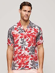 Superdry - HAWAIIAN RESORT SHIRT - kortärmade t-shirts - karashishi red - 2