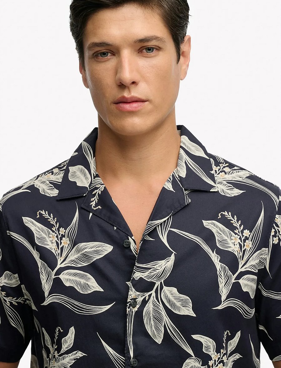 Superdry - HAWAIIAN PRINT S/S SHIRT - kurzarmhemden - canna leaves navy - 3