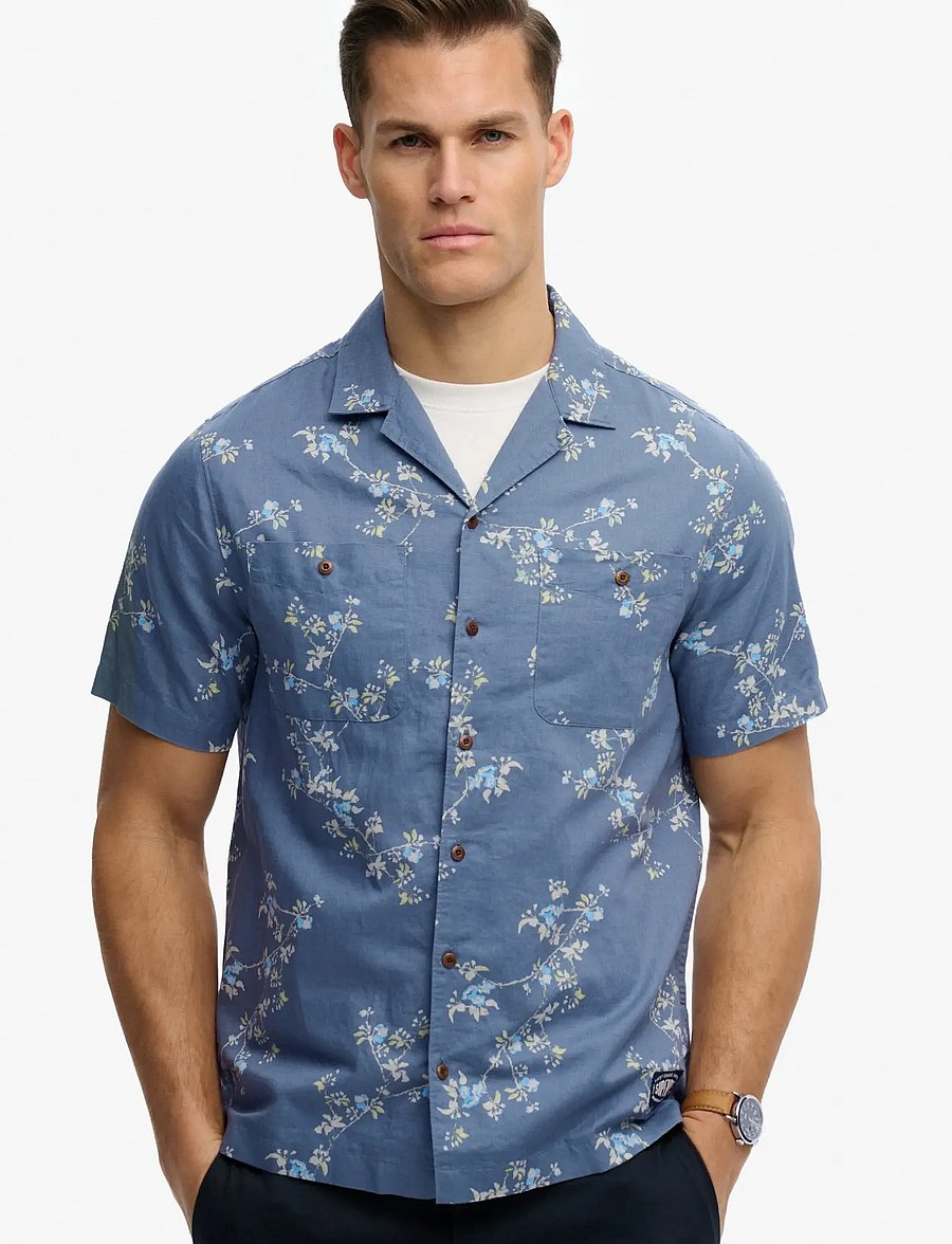 Superdry - S/S PRINTED BEACH SHIRT - mynstraðar skyrtur - spring buds blue - 0