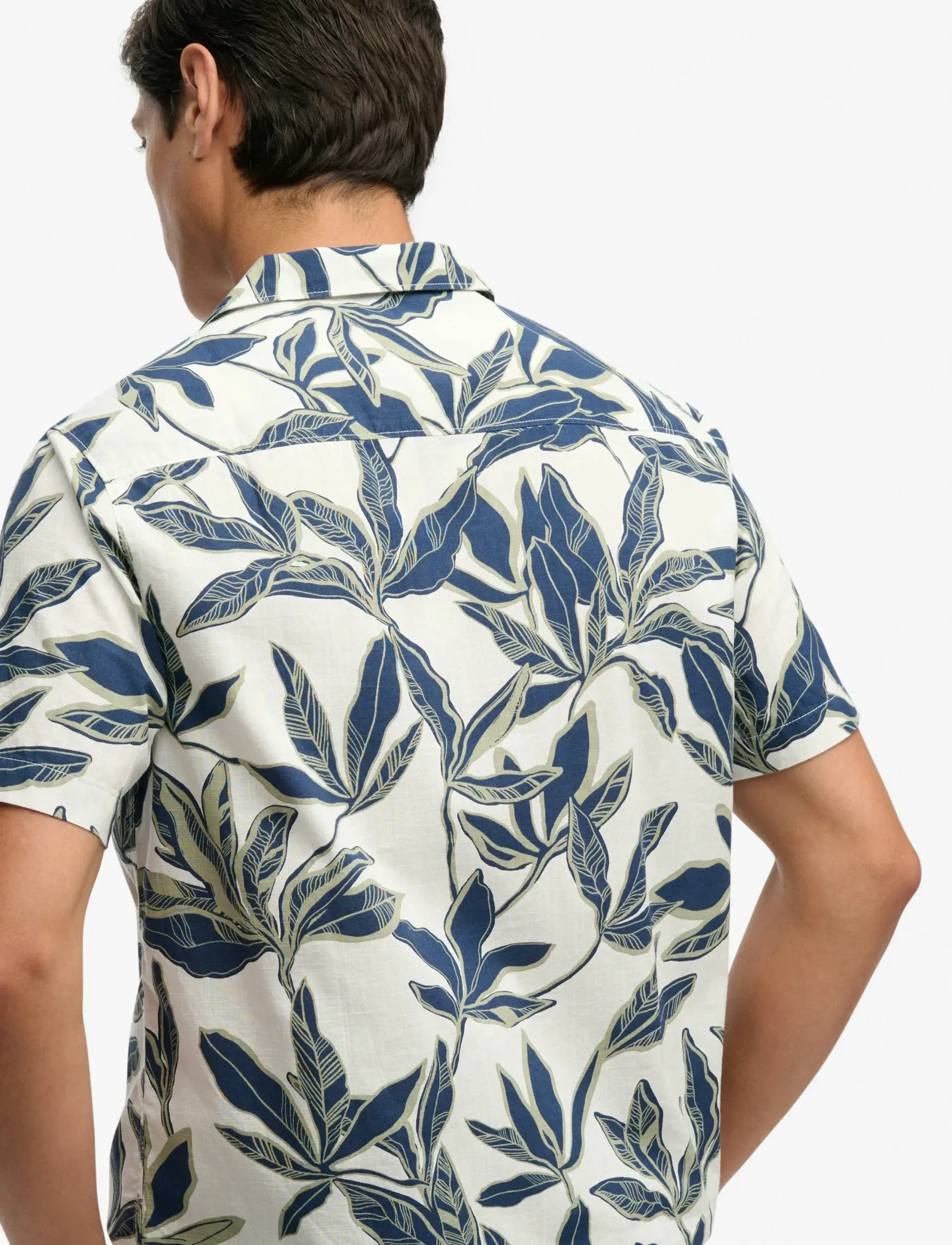 Superdry - CABANA POOLSIDE S/S SHIRT - lühikeste varrukatega särgid - banana leaf ecru - 5