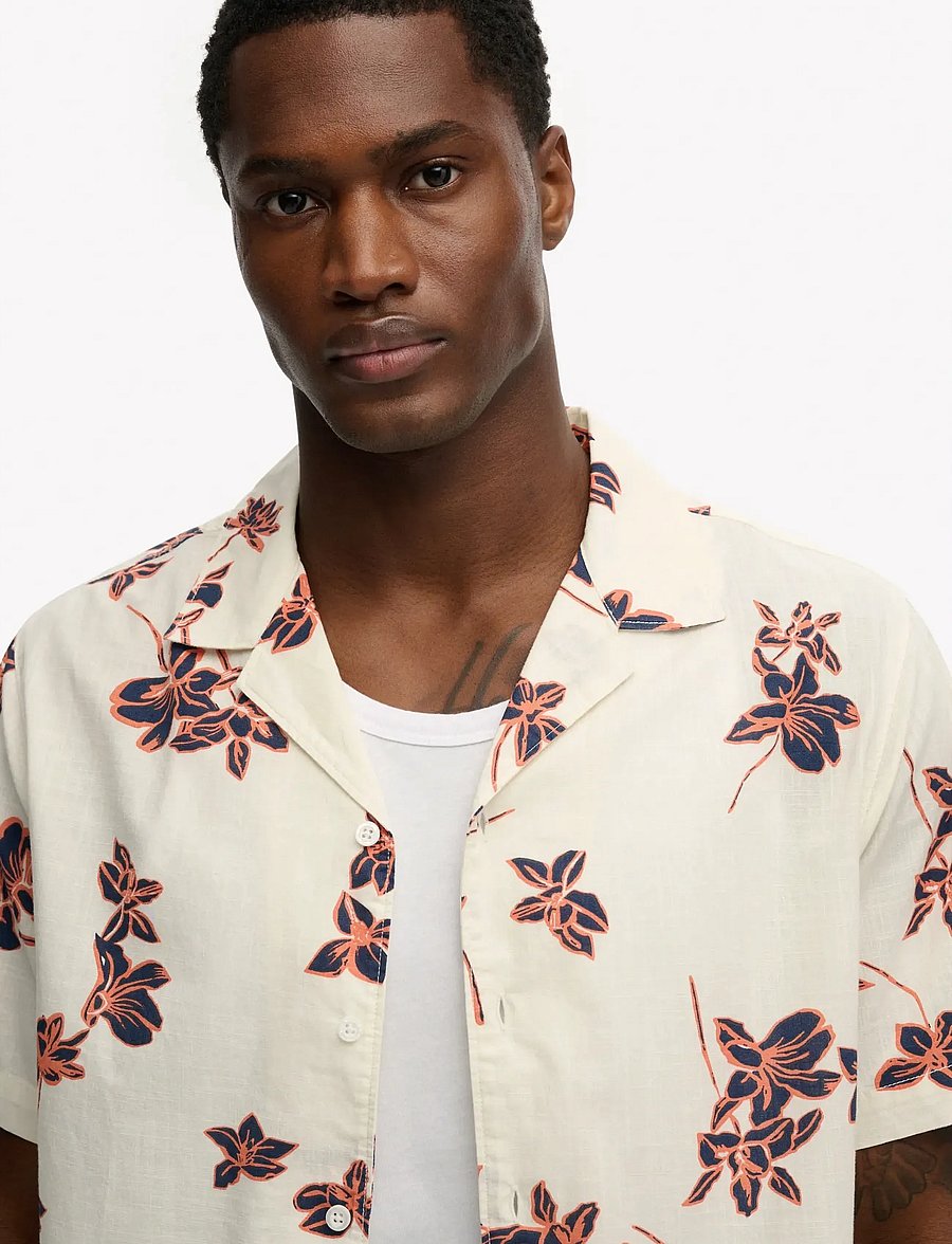 Superdry - CABANA POOLSIDE S/S SHIRT - short-sleeved shirts - lotus flower off white - 3