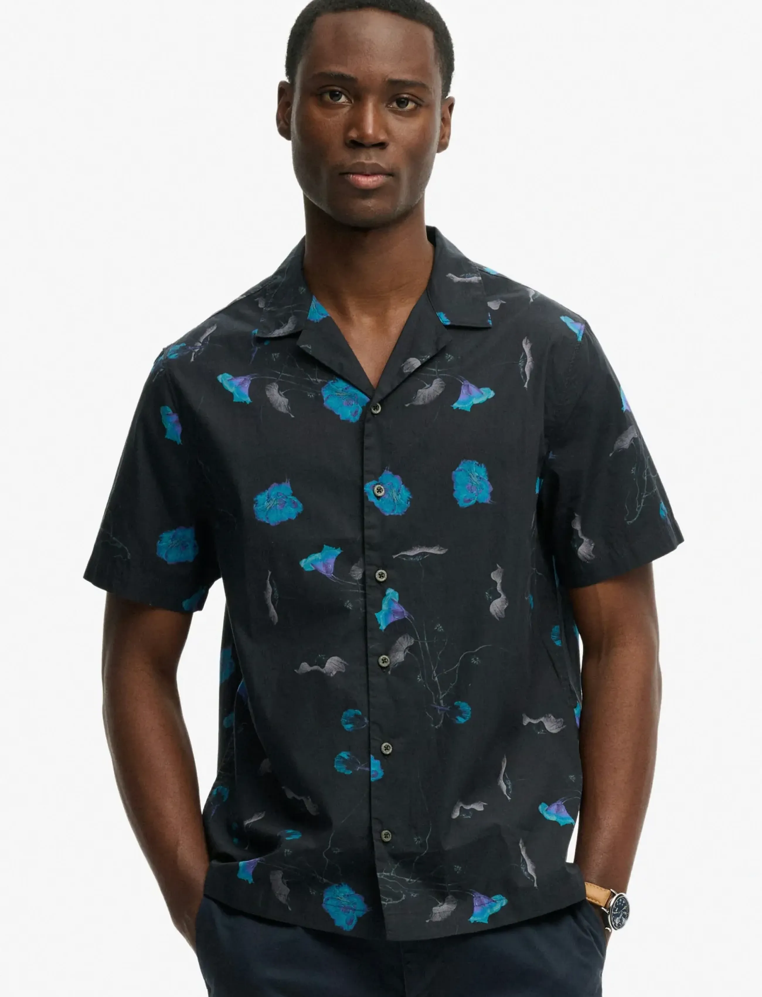 Superdry Cabana Print S/S Shirt, M, Black, Skjorter > Kortærmede Shirts, Herre