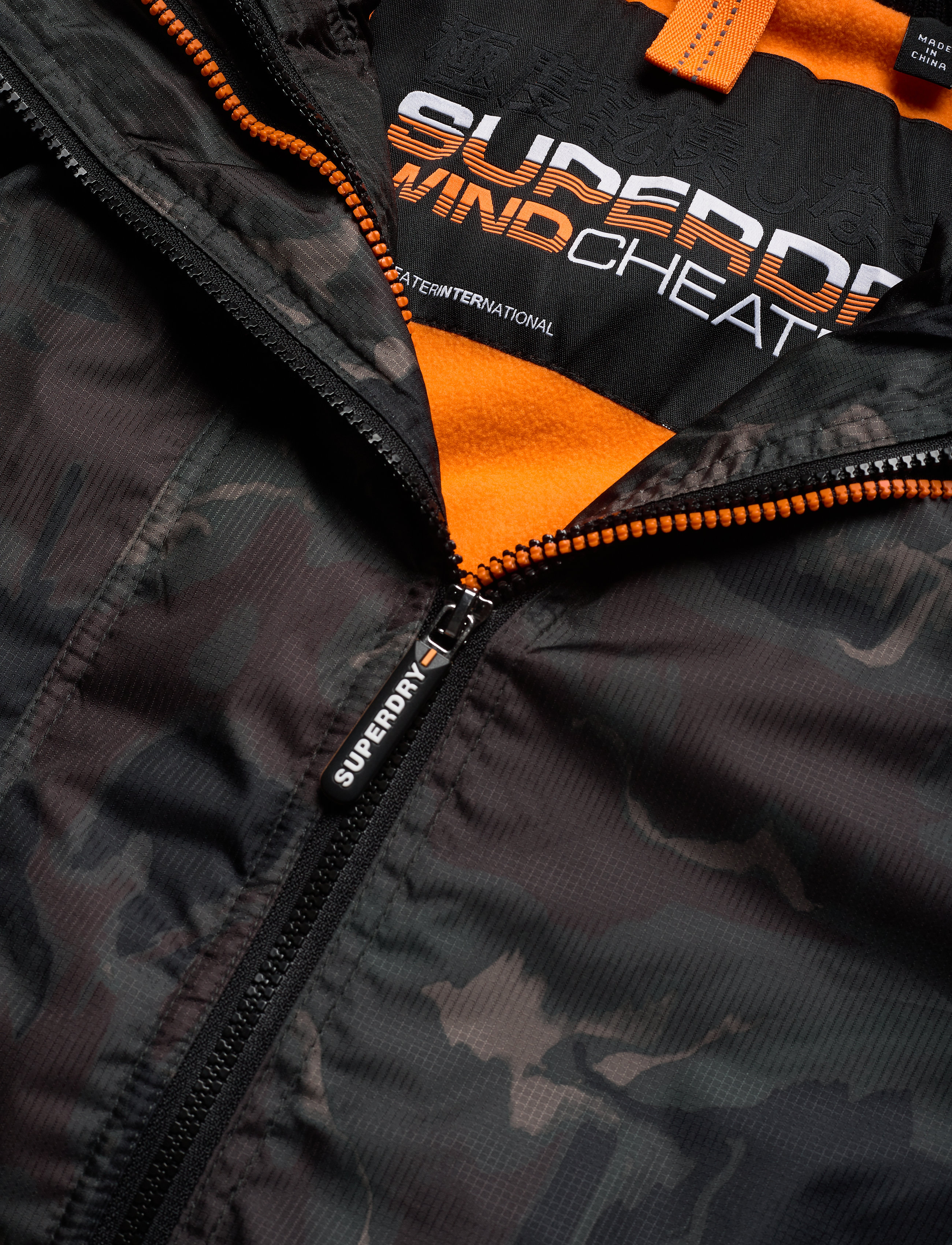 Superdry - ARCTC HOOD PRNT POPZIP WNDCHTR - camo blur/orange - 4