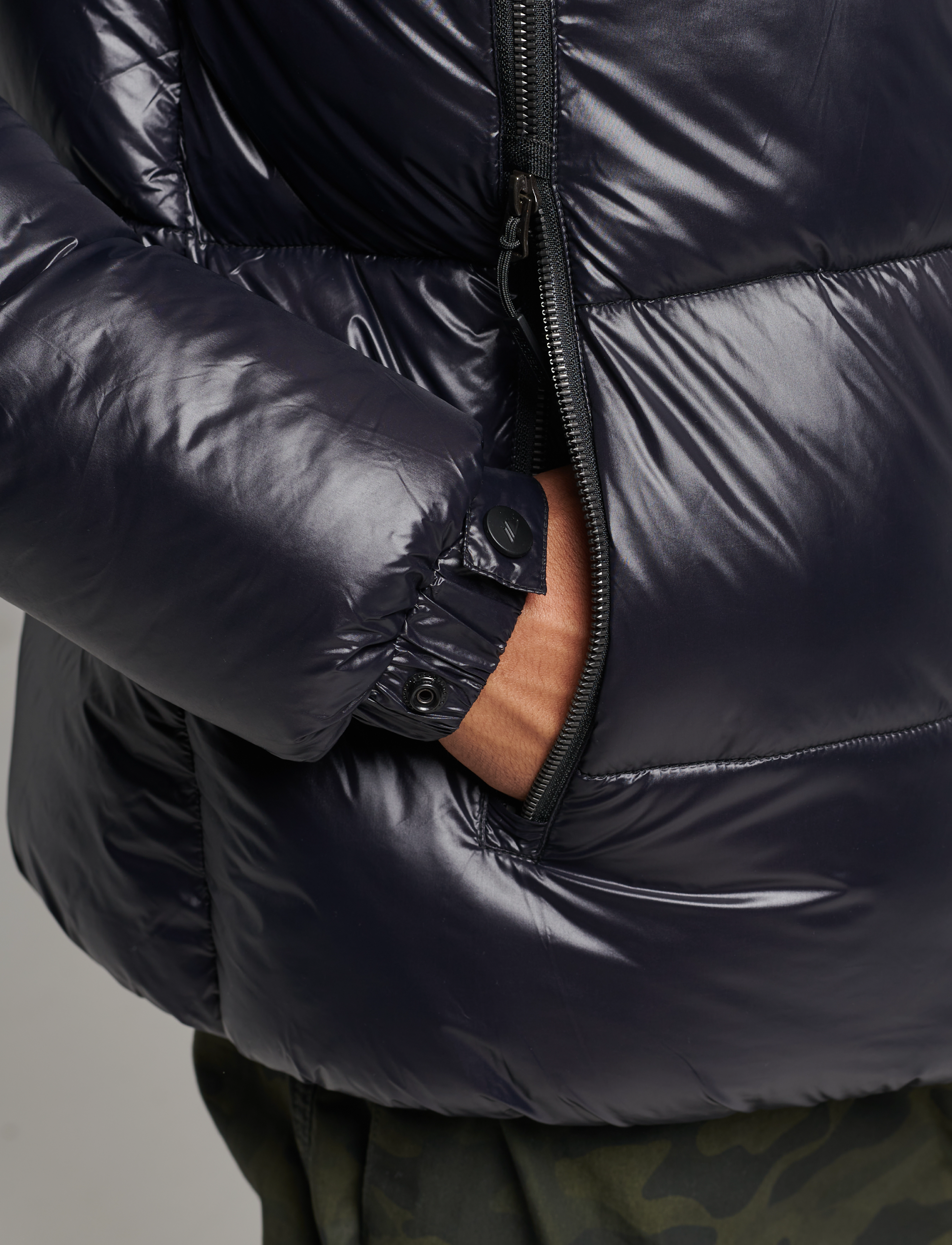 Superdry - CODE MTN HOODED ALPINE JKT - black - 4