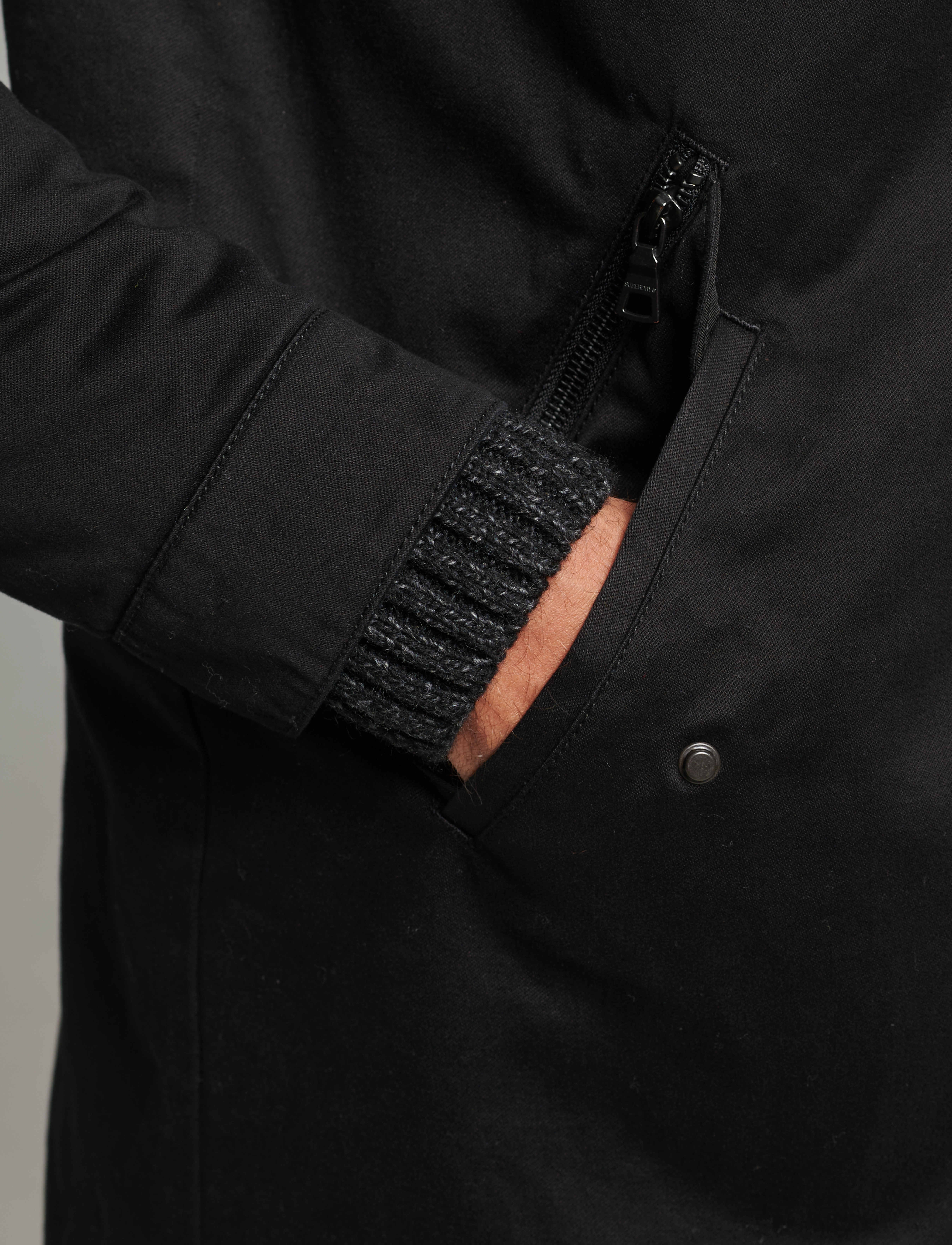 Superdry - STUDIOS FISHTAIL PARKA - black - 4