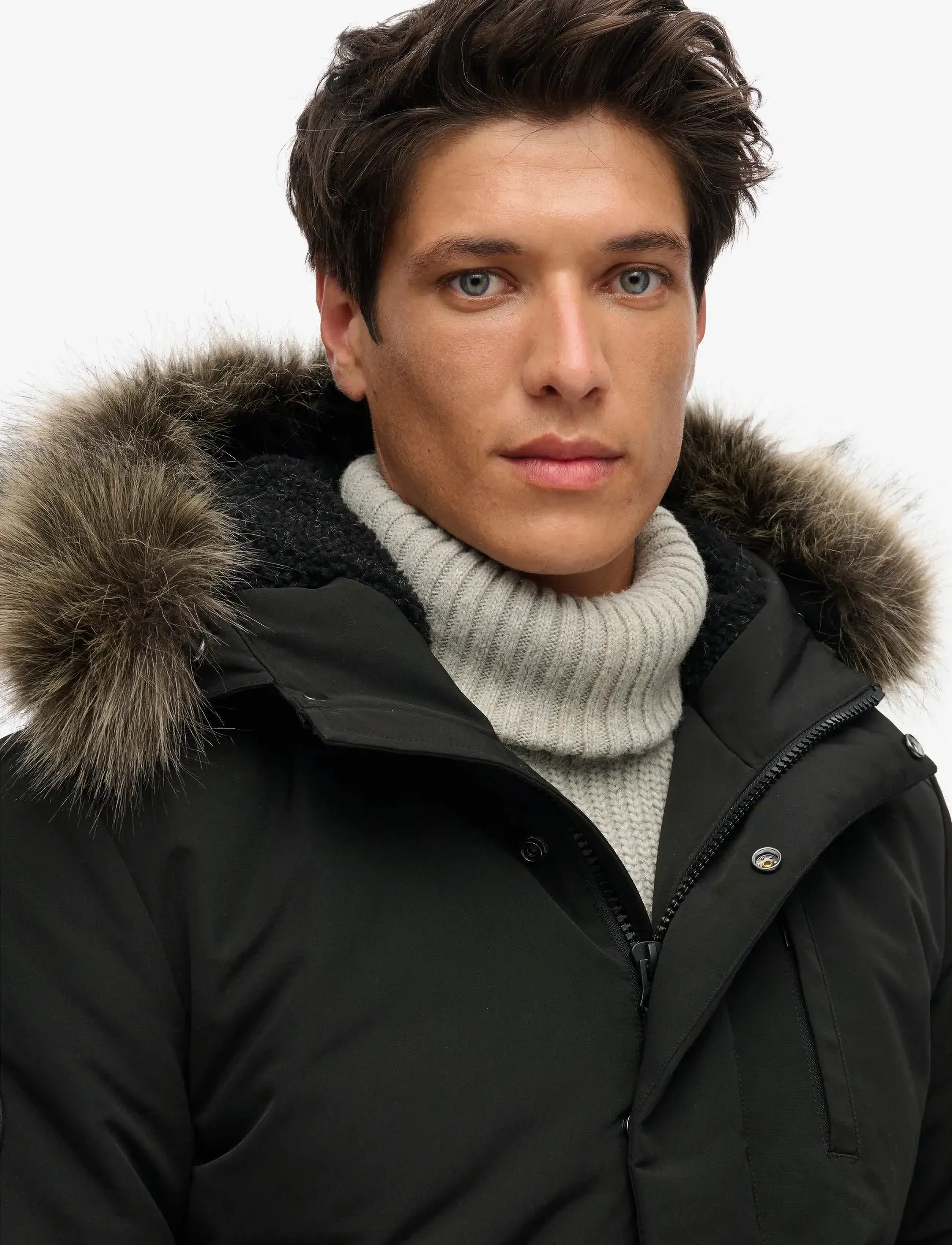 Superdry - EVEREST HOODED PUFFER BOMBER - vinterjakker - jet black - 5