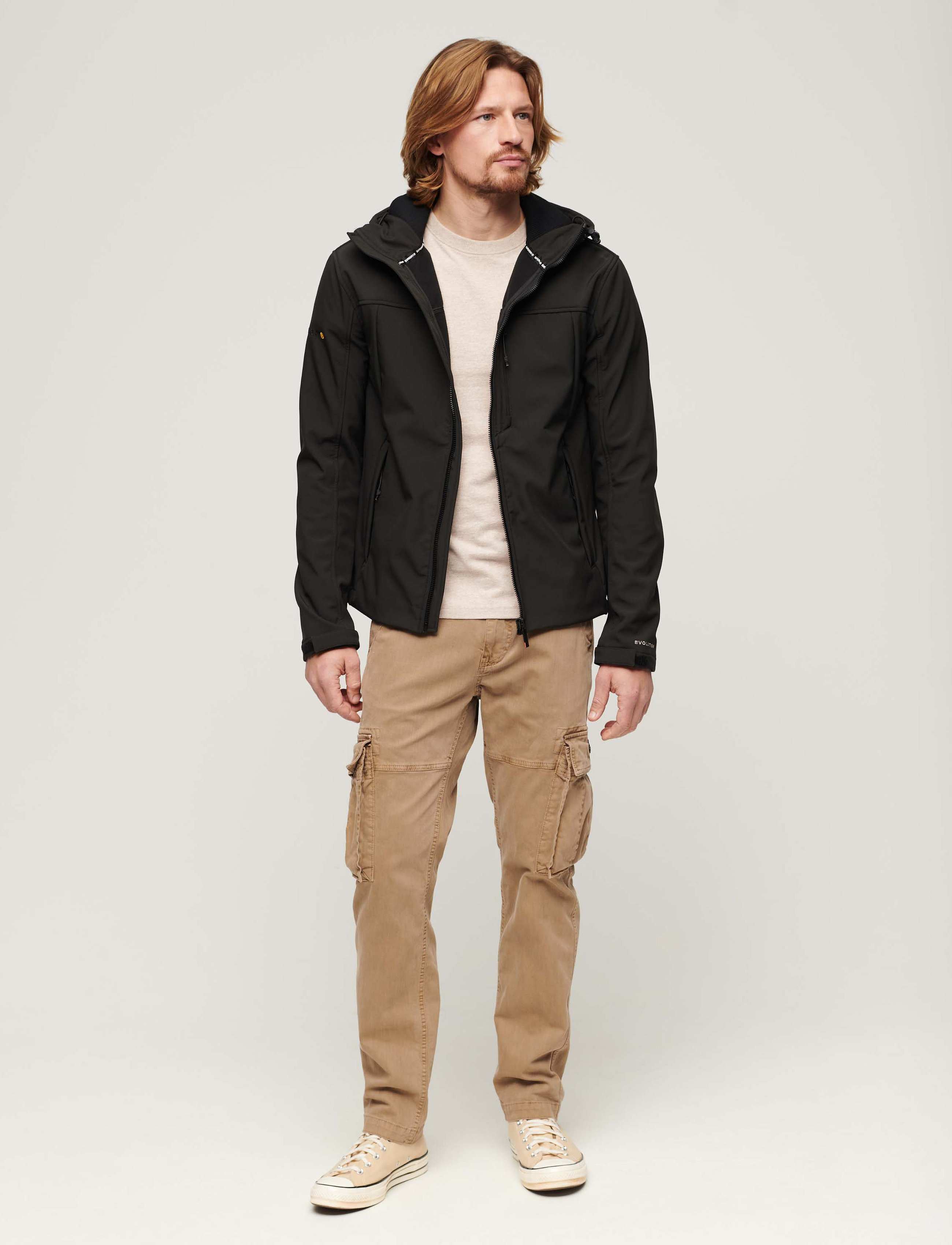 Superdry - HOODED SOFT SHELL TREKKER JKT - black - 4