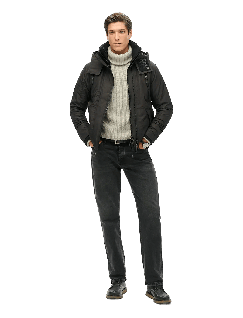 Superdry - MOUNTAIN WINDCHEATER - friluftsjackor - black - 4