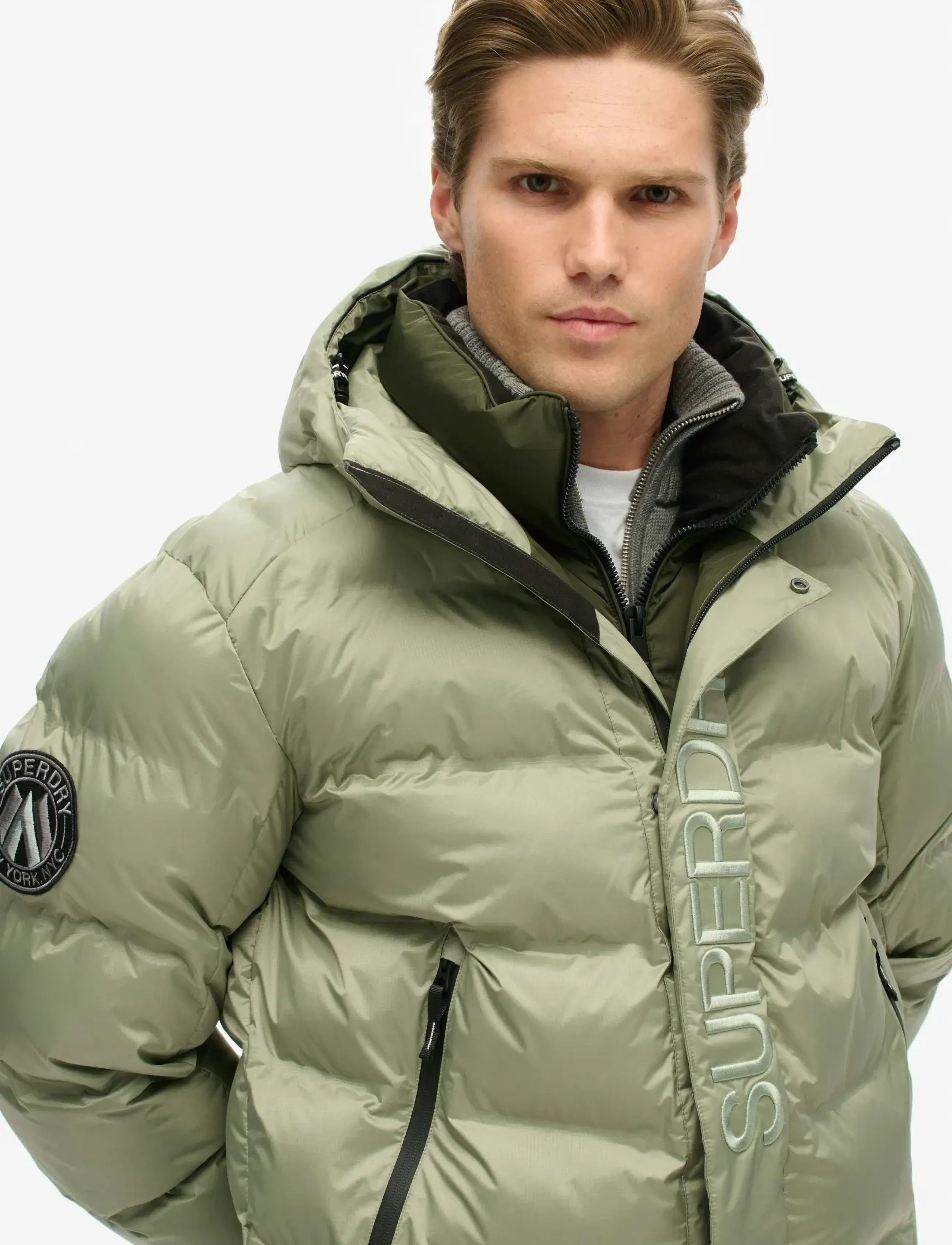 Superdry - HOODED CITY GRAPHIC PUFFER JKT - winterjacken - seagrass green - 2