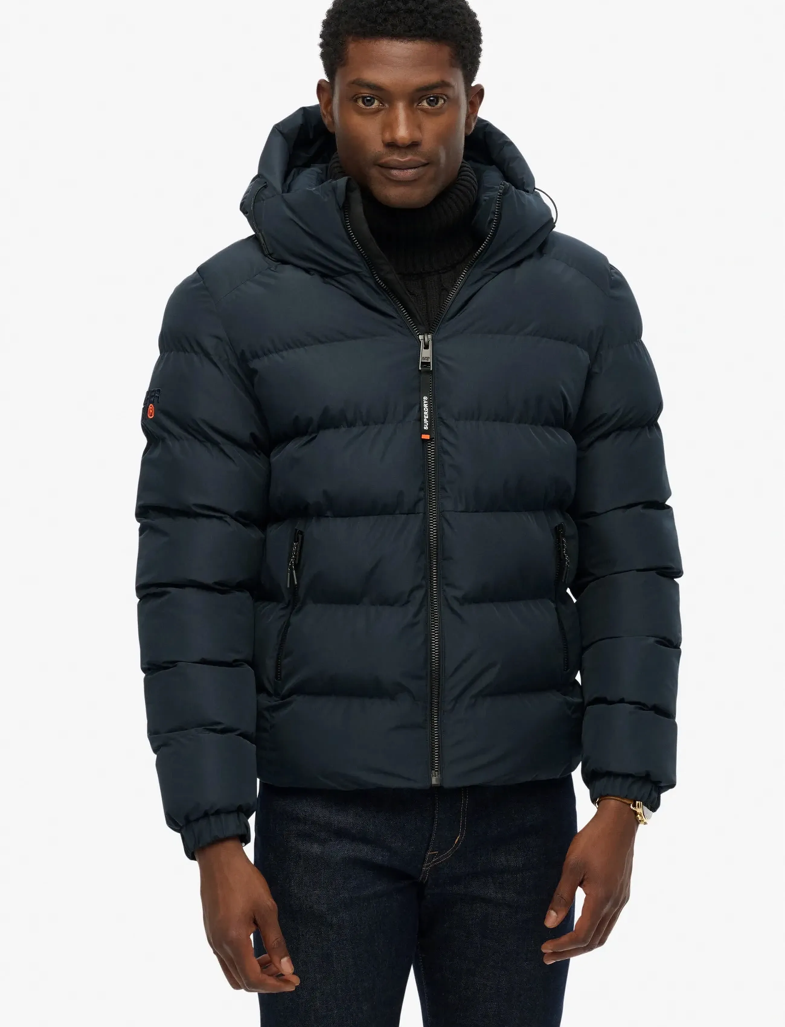 Quiltad sportjacka med huva 7