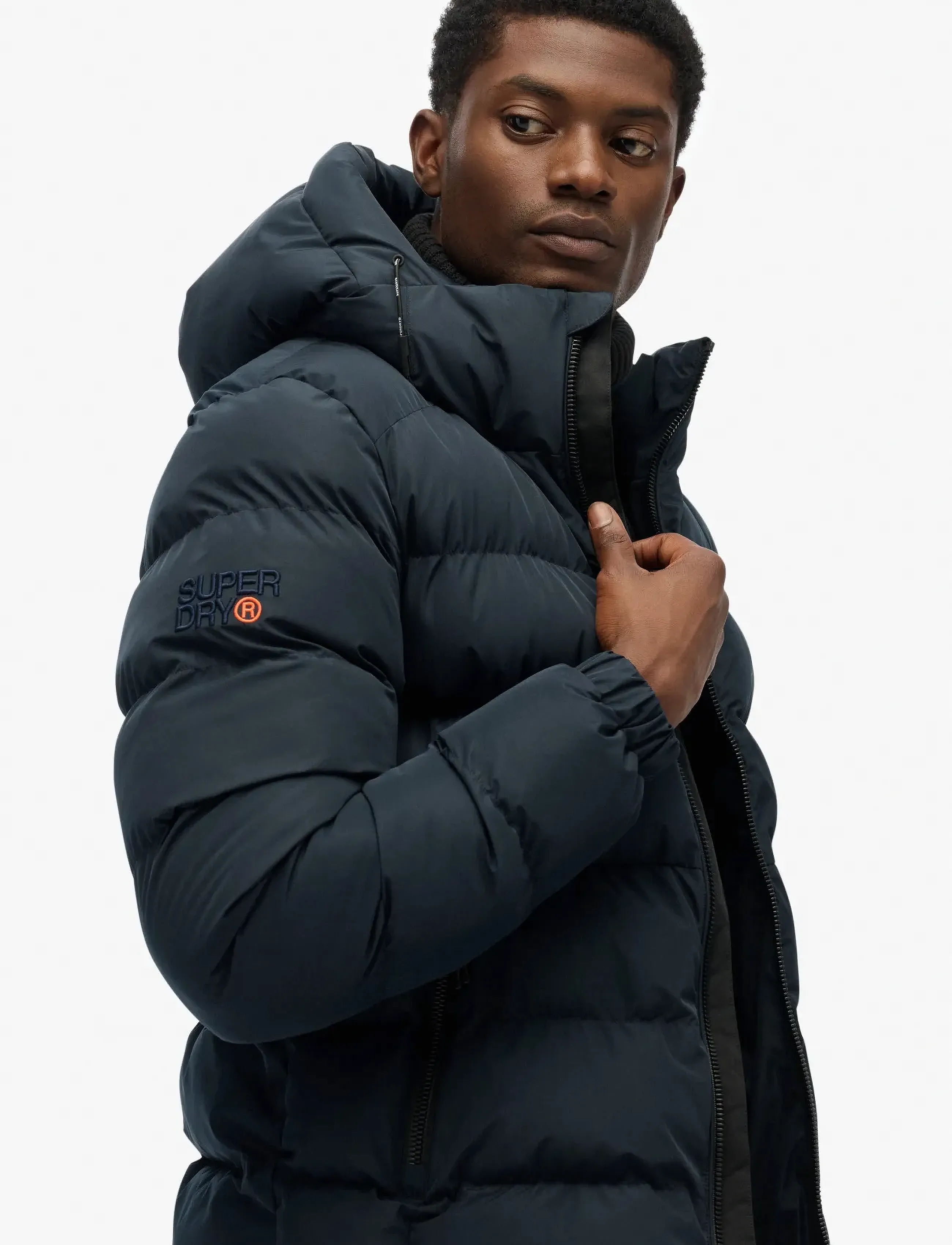Quiltad sportjacka med huva 8