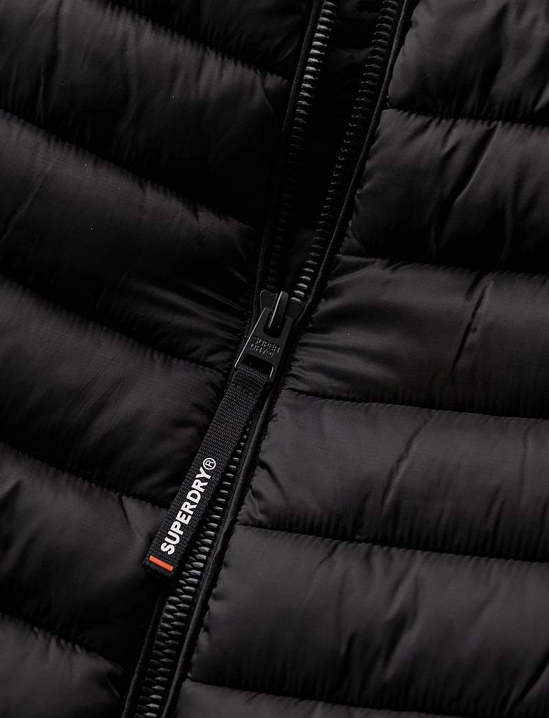 Superdry - HOODED FUJI SPORT PADDED JKT - vestes de printemps - black - 3