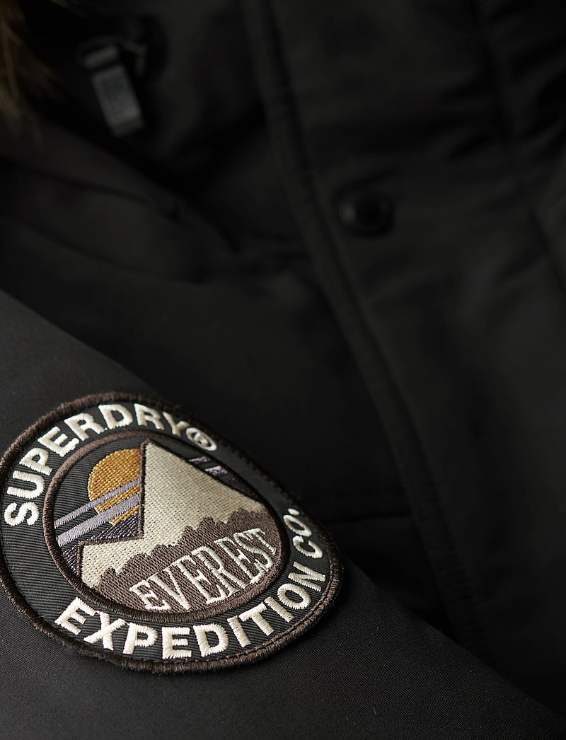 Superdry - EVEREST FAUX FUR PARKA JACKET - parkas - jet black - 3