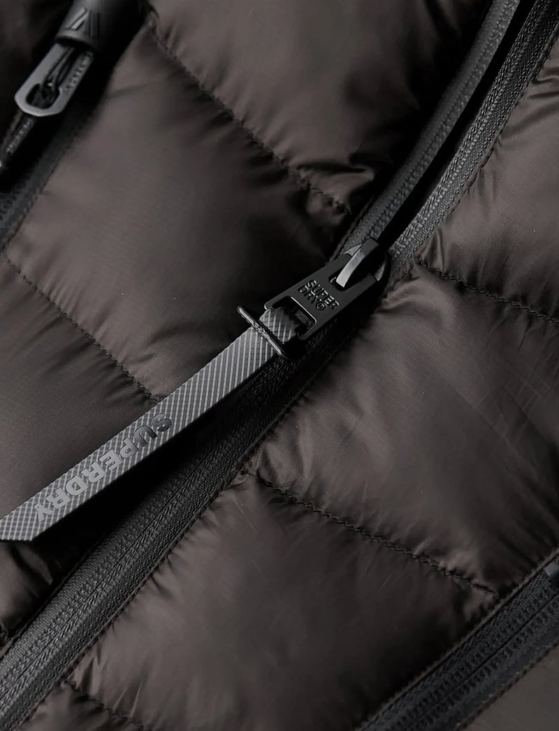 Superdry - STORM SOFTSHELL HYBRID JACKET - hybrid-jacken - black - 4