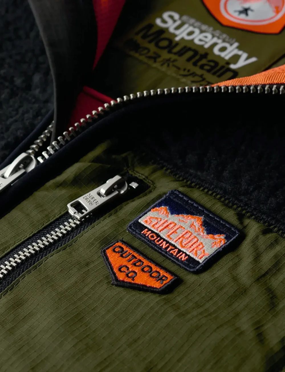 Superdry - VINTAGE RETRO FLEECE GILET - teddy kampsunid - black - 2