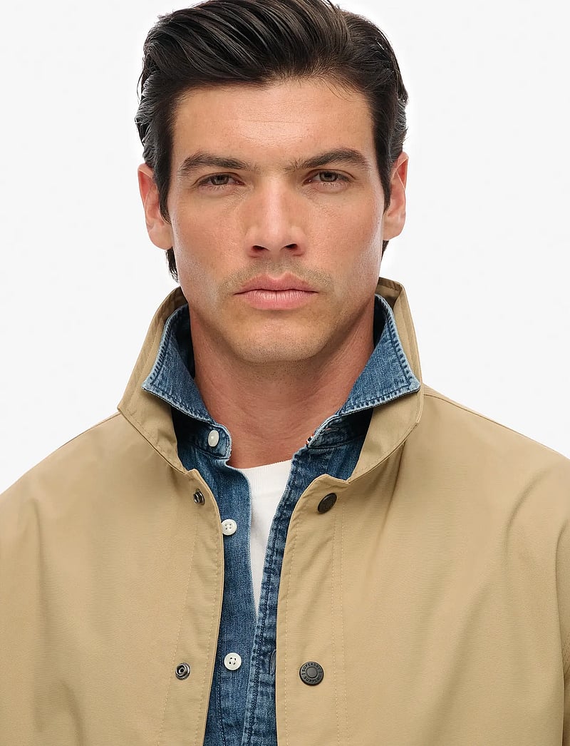 Superdry - NYLON COACH JACKET - vårjackor - classic tan brown - 2