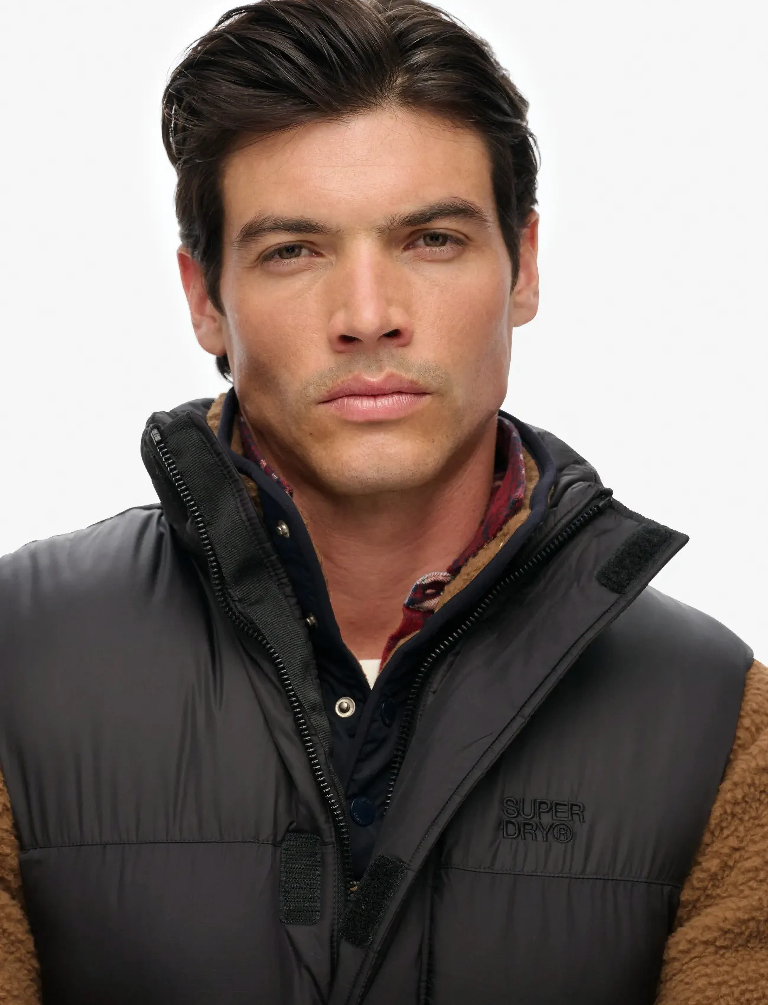 Superdry - TECH PADDED GILET - jackor & rockar - black - 2