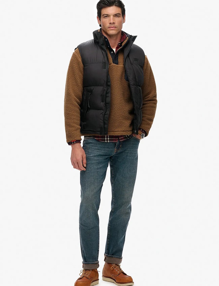 Superdry - TECH PADDED GILET - vestid - black - 5