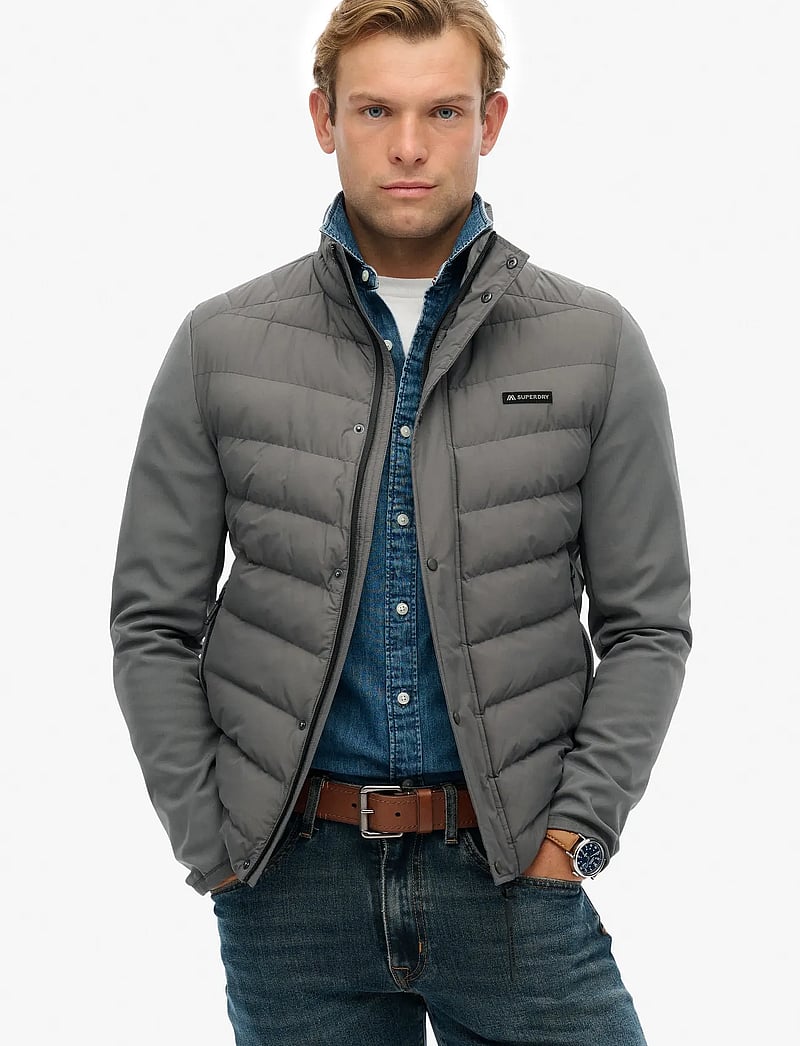 Superdry - STORM POPPER SOFTSHELL JKT - daunenjacken - dark dull charcoal - 0