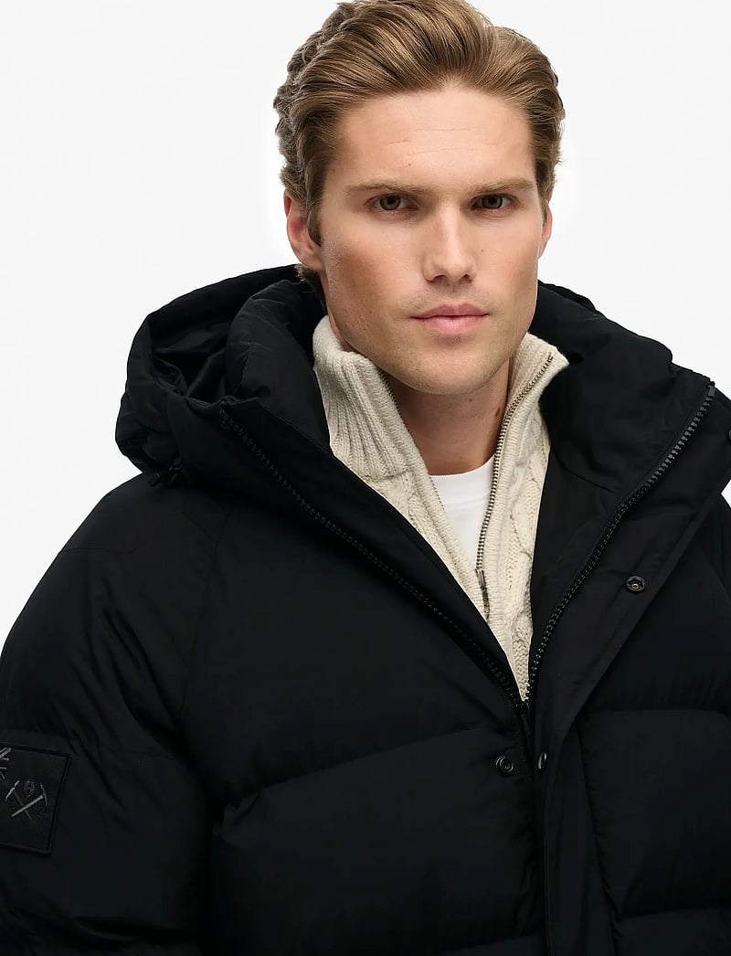 Superdry - XPD LONGLINE BAFFLE PARKA - parkas - jet black - 2