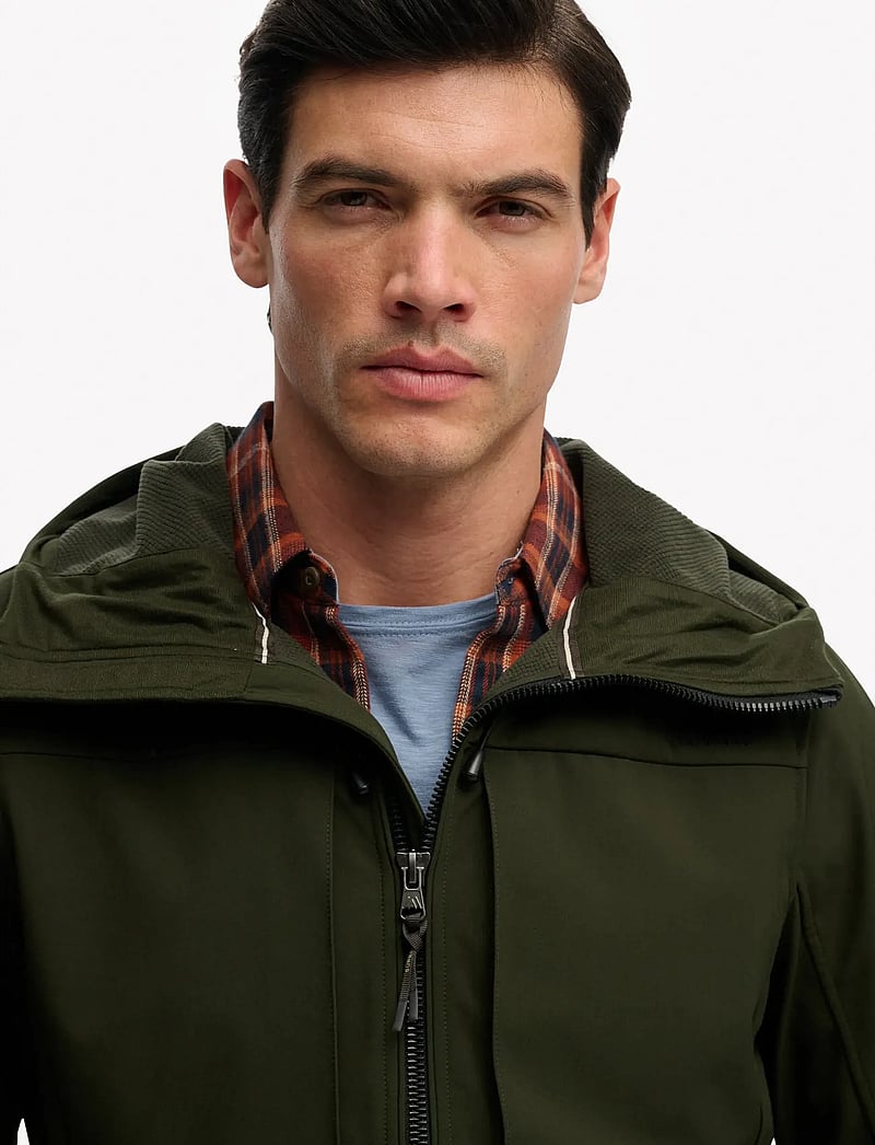 Superdry - HOODED SOFTSHELL TREKKER JKT - outdoor jackets - surplus goods olive green - 2