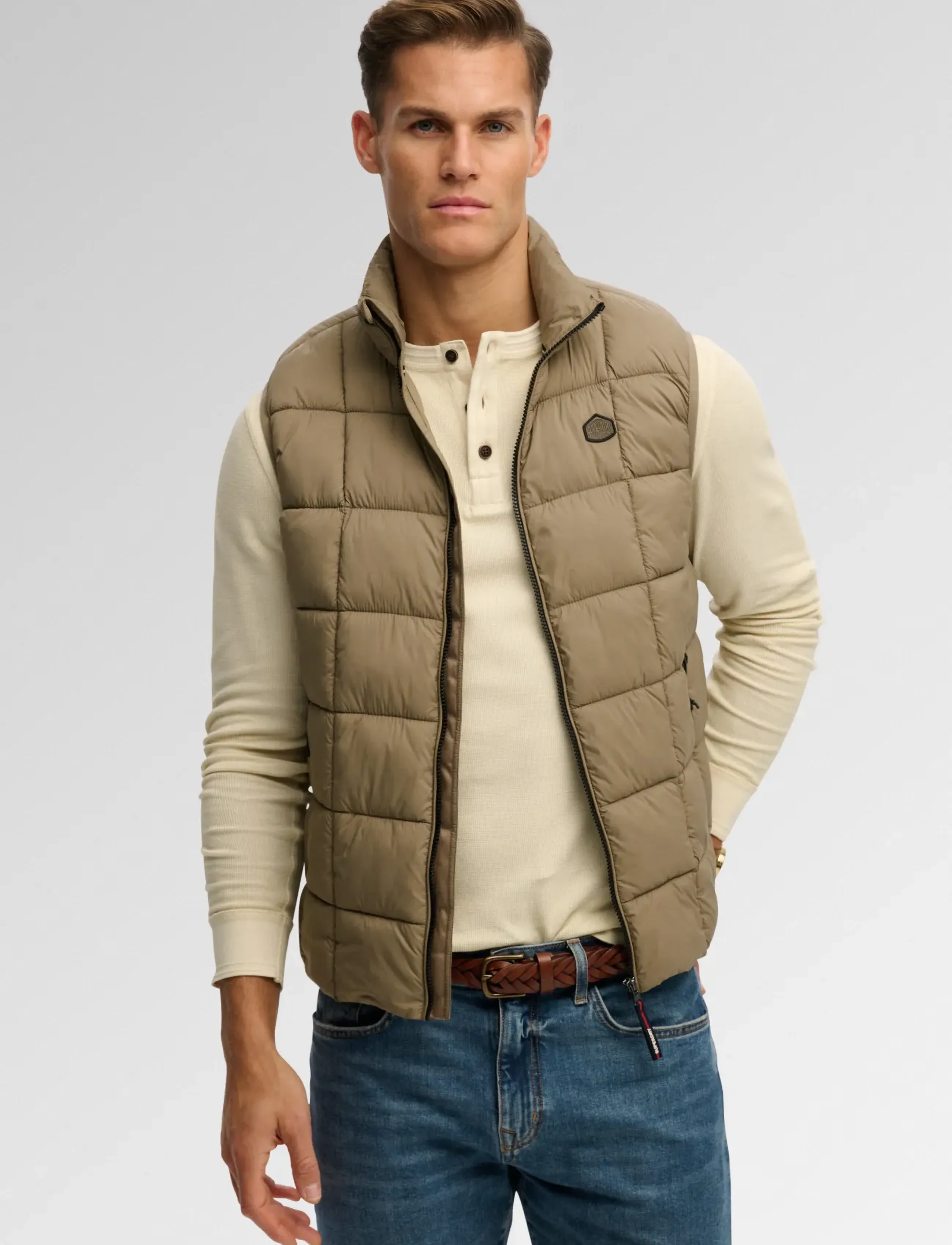 Superdry - BOX QUILT FUJI LITE GILET - höstkläder - covert green - 0