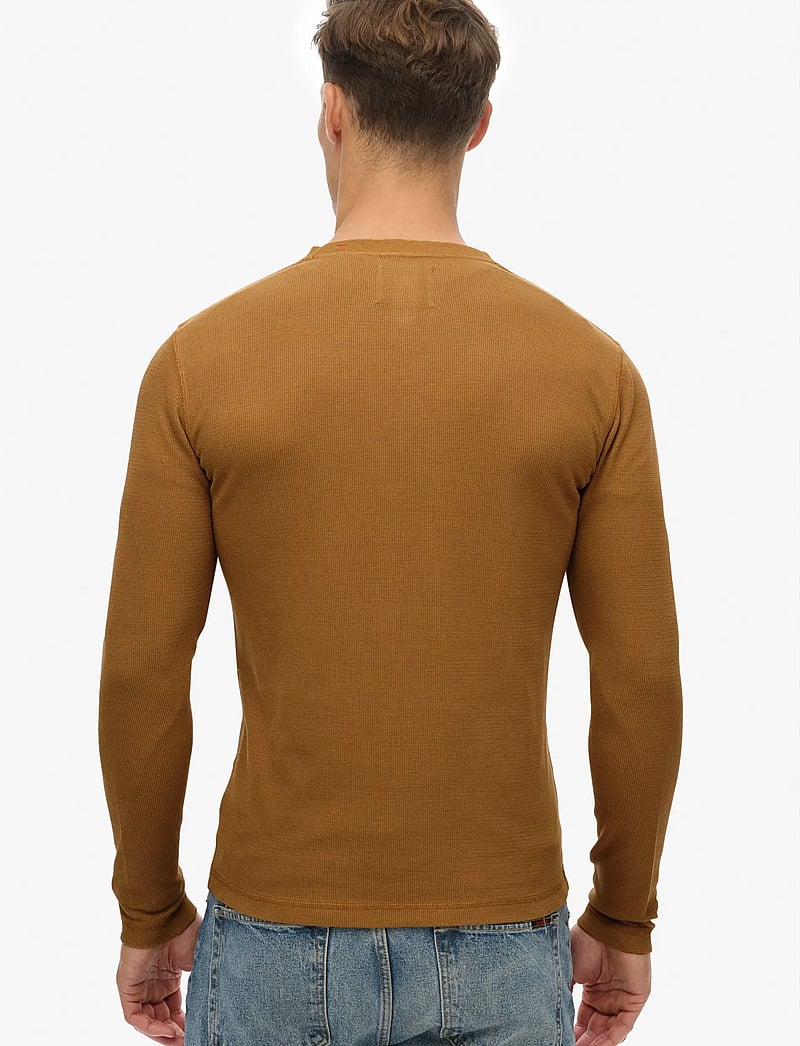 Superdry - WAFFLE LONG SLEEVE HENLEY TOP - langärmelig - classic brown camel - 5