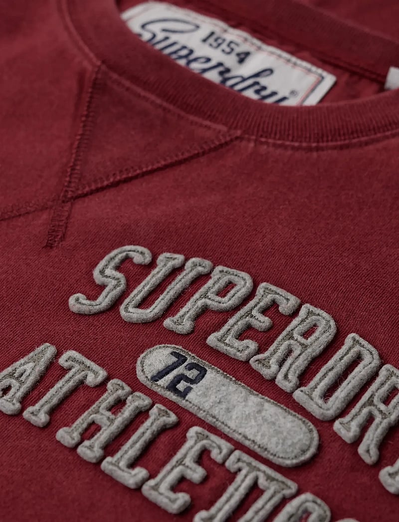 Superdry - VINTAGE ATHLETIC CHEST LS TEE - t-shirts à manches longues - rich burgundy - 4