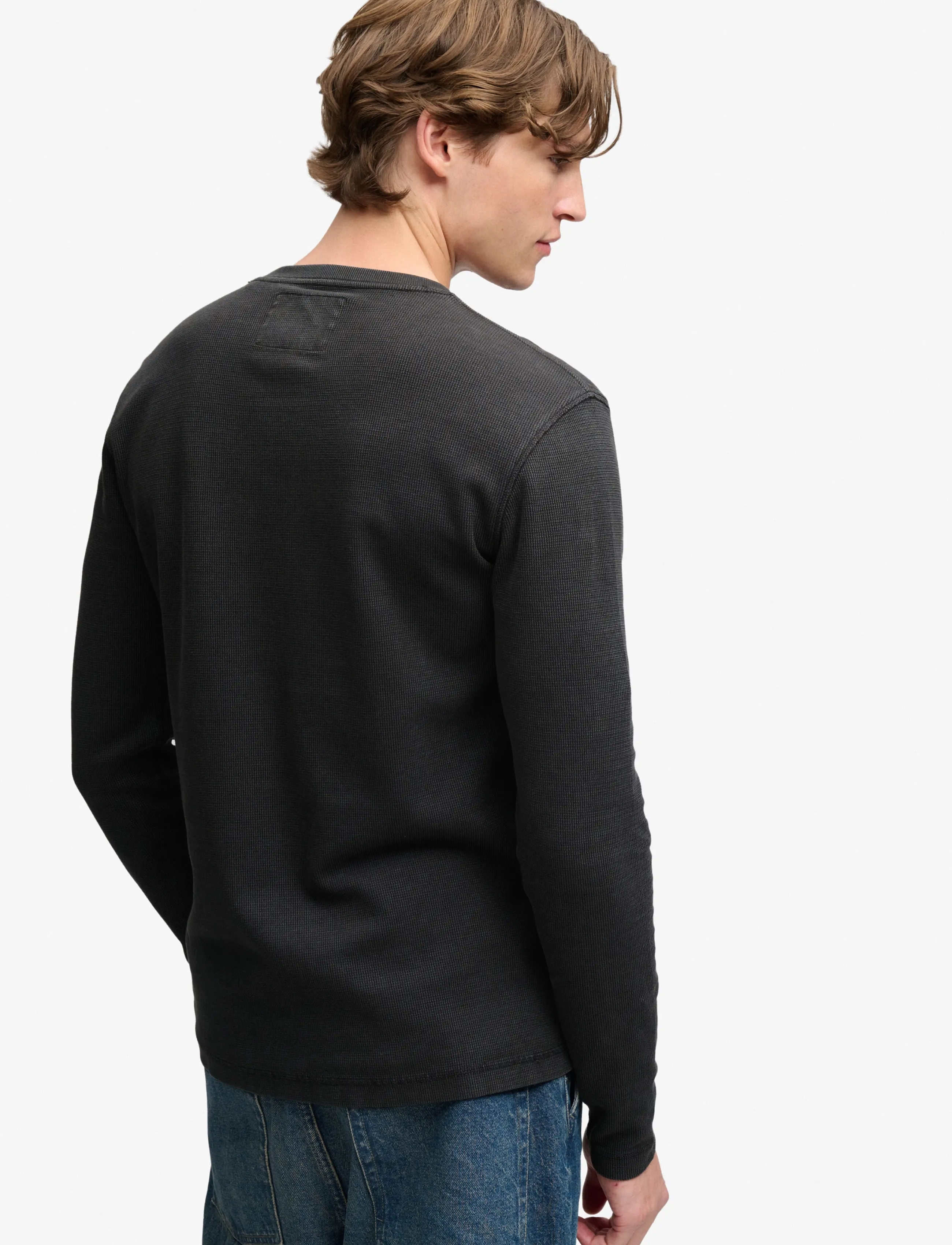 Superdry - WAFFLE LONG SLEEVE HENLEY TOP - langärmelige strick-polohemden - washed black - 3
