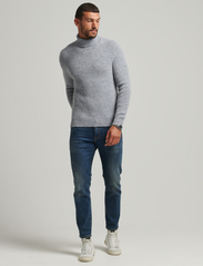 Superdry - STUDIOS CHUNKY ROLL NECK - perusneuleet - ginger root - 3