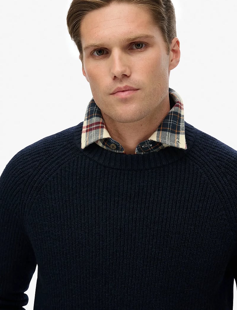 Superdry - CHUNKY RAGLAN JUMPER - Ümmarguse kaelusega kudumid - eclipse navy - 3