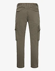 Superdry - CORE CARGO PANT - cargo pants - chive green - 1