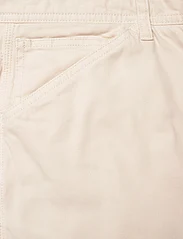 Superdry - 5 POCKET WORK PANT - loose jeans - bone white - 2