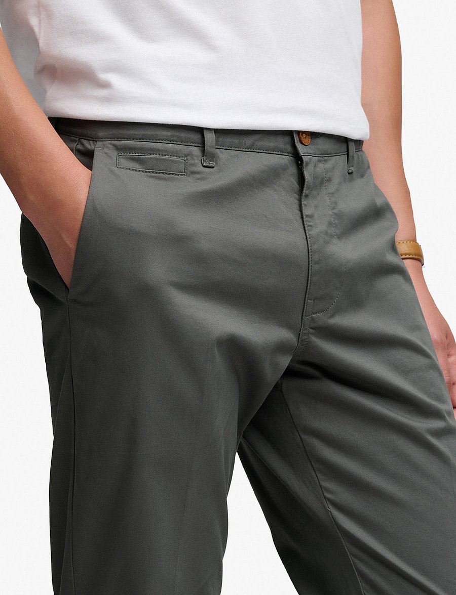 Superdry - PREMIUM REGULAR CHINO - chino-püksid - balsam green - 4