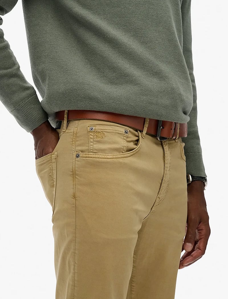 Superdry - MERCHANT SATEEN 5 POCKET PANT - regular jeans - american beige - 3