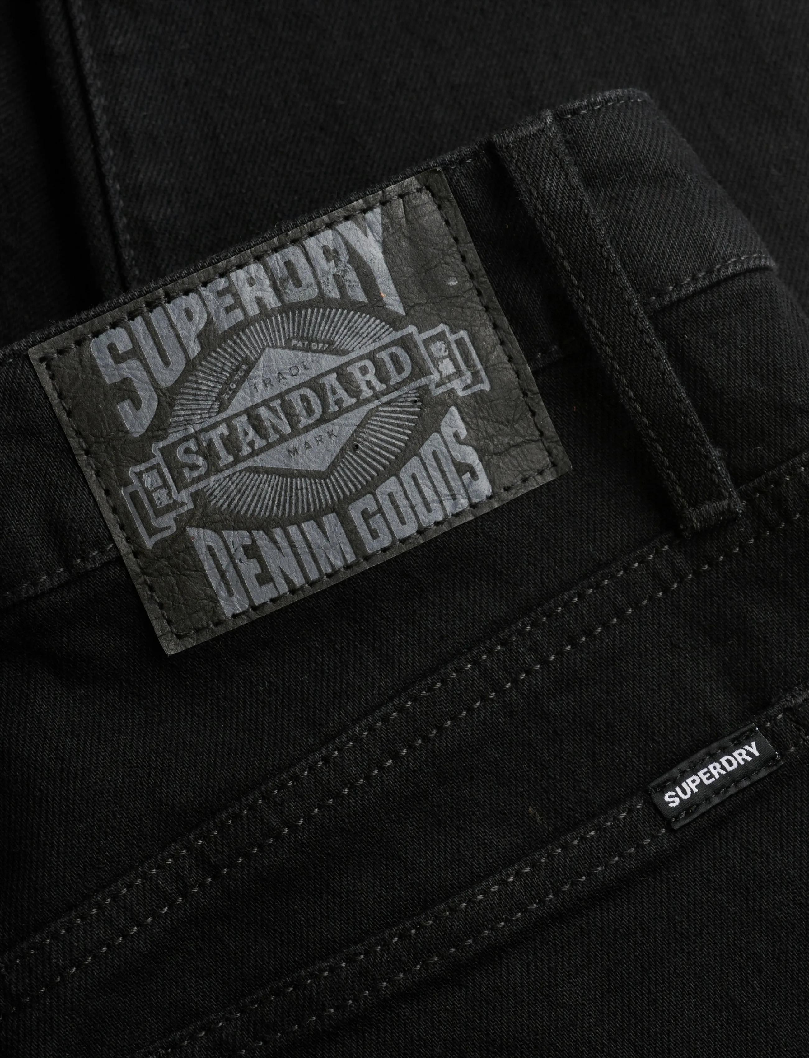 Superdry - VINTAGE TAPERED JEANS - tapered jeans - deep black - 5