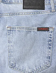 Superdry - VINTAGE STRAIGHT SHORT - jeans shorts - oakwood light - 4